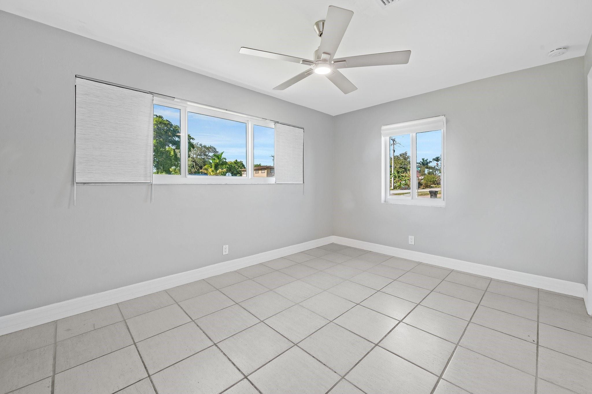 1900 Sw 33rd Avenue Property Photo 30