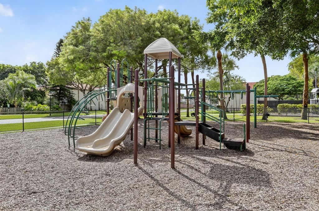23329 Treeline Drive Property Photo 60