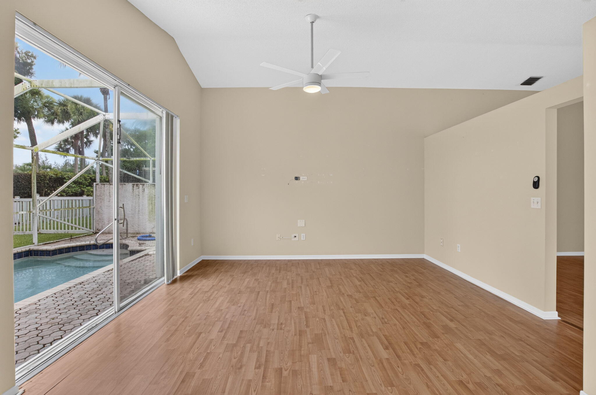 7666 Rockport Circle Property Photo 8