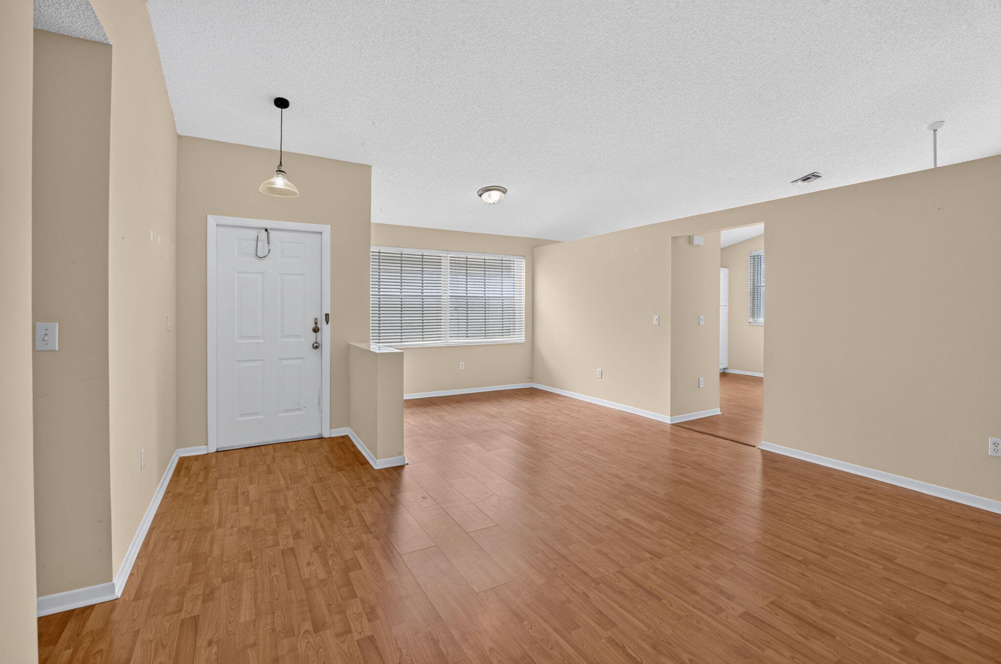 7666 Rockport Circle Property Photo 13