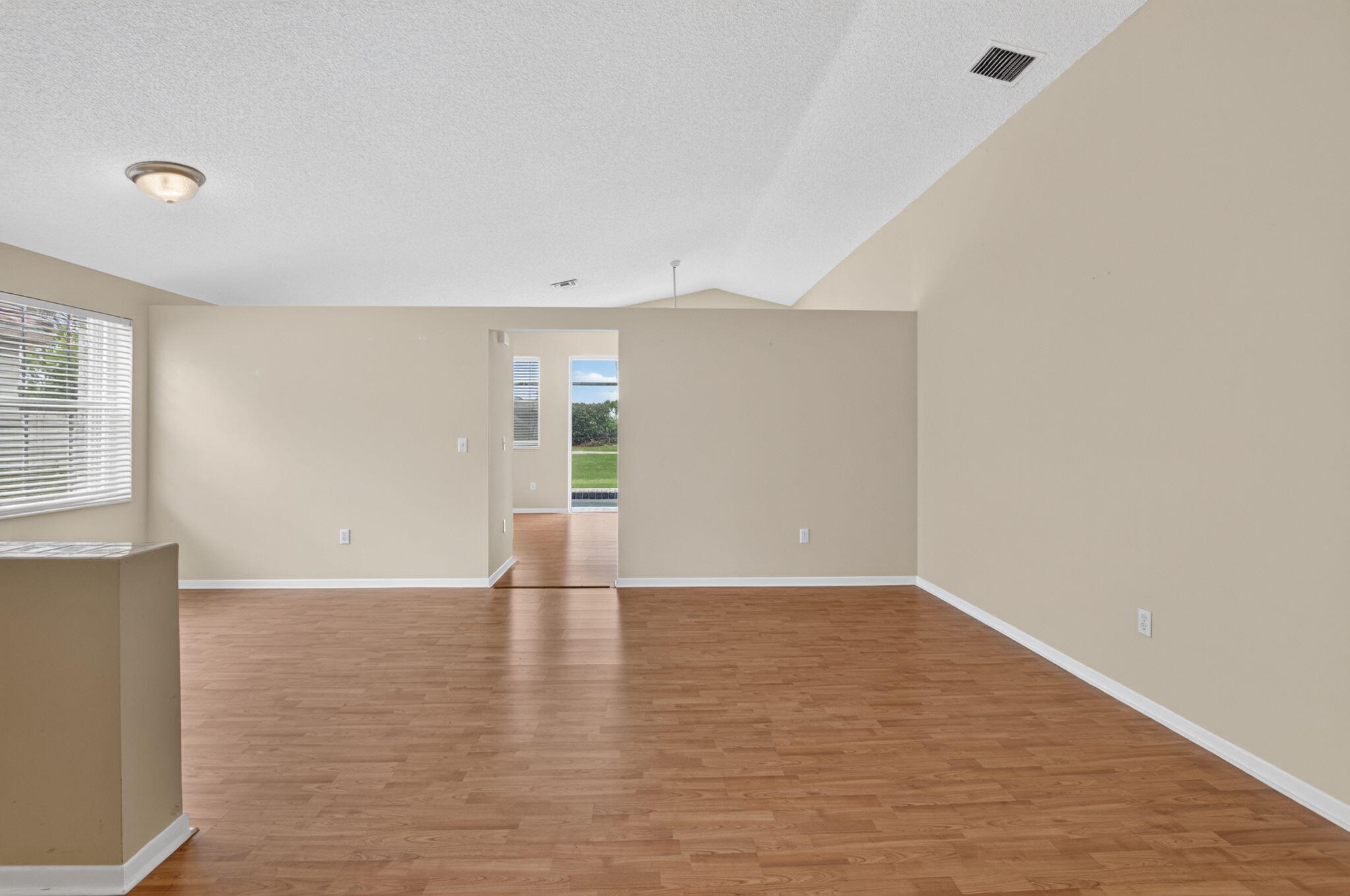 7666 Rockport Circle Property Photo 16