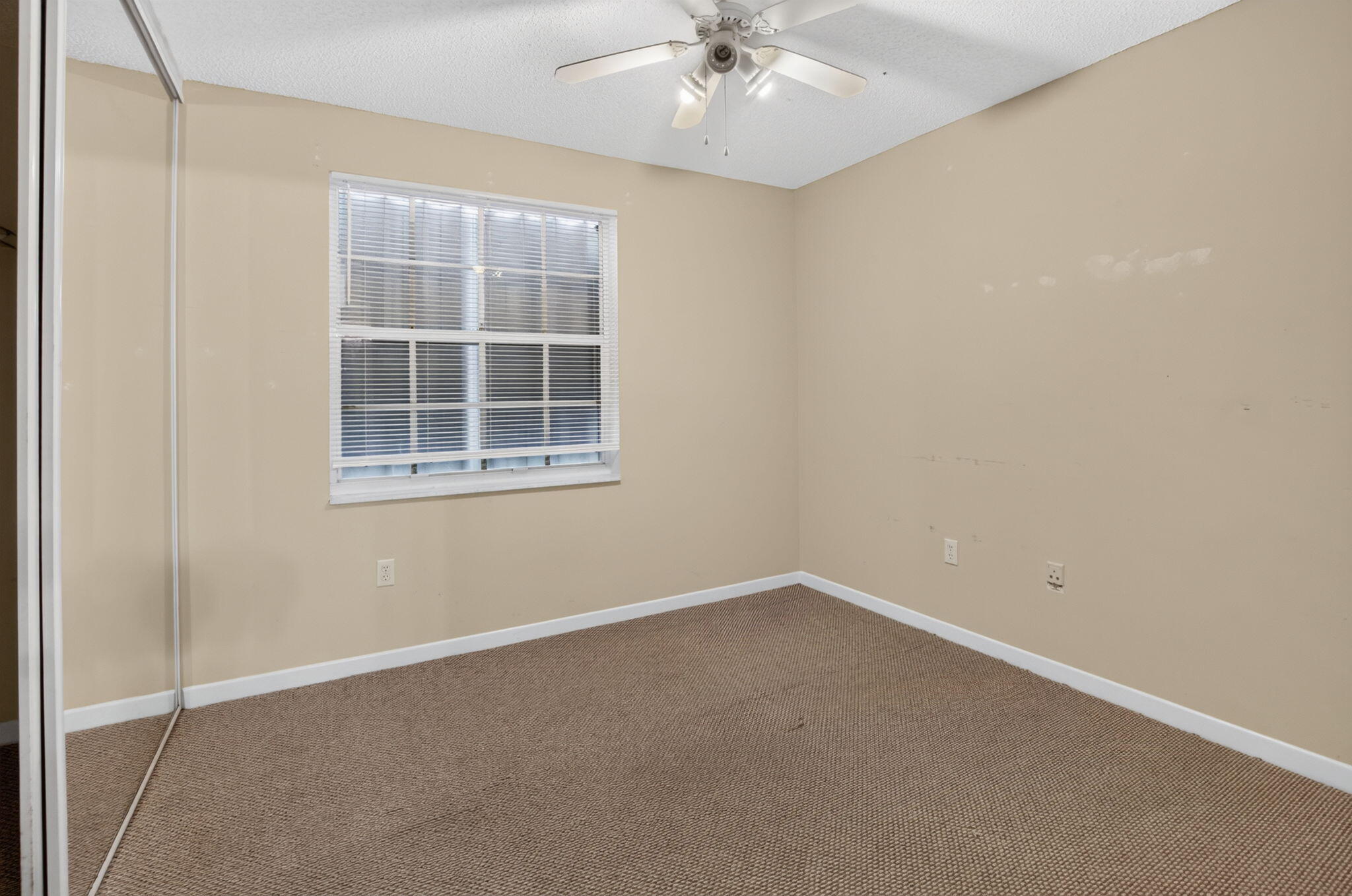 7666 Rockport Circle Property Photo 22