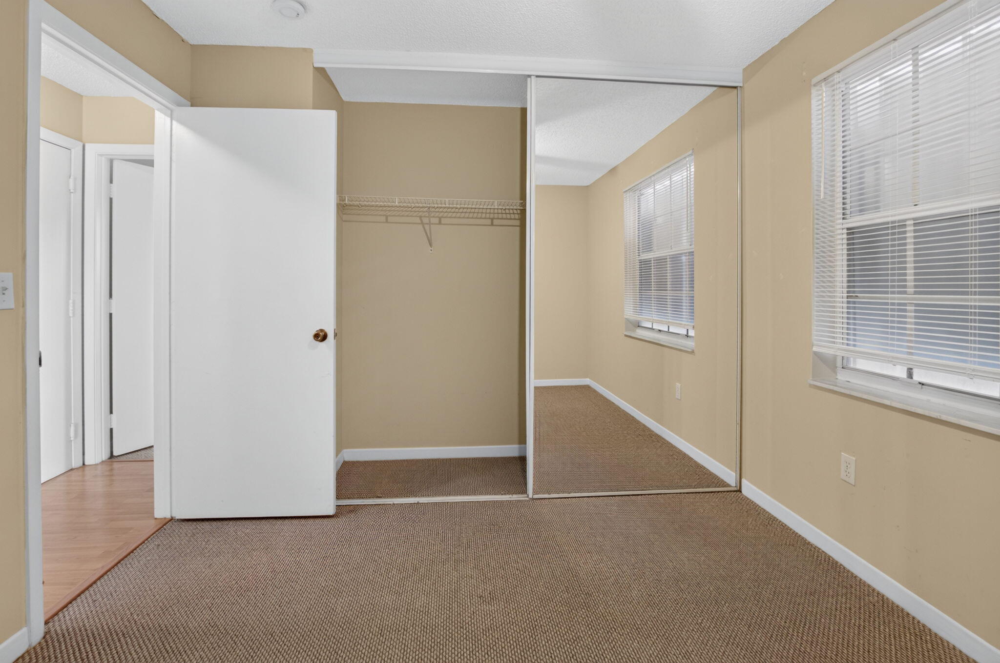 7666 Rockport Circle Property Photo 23