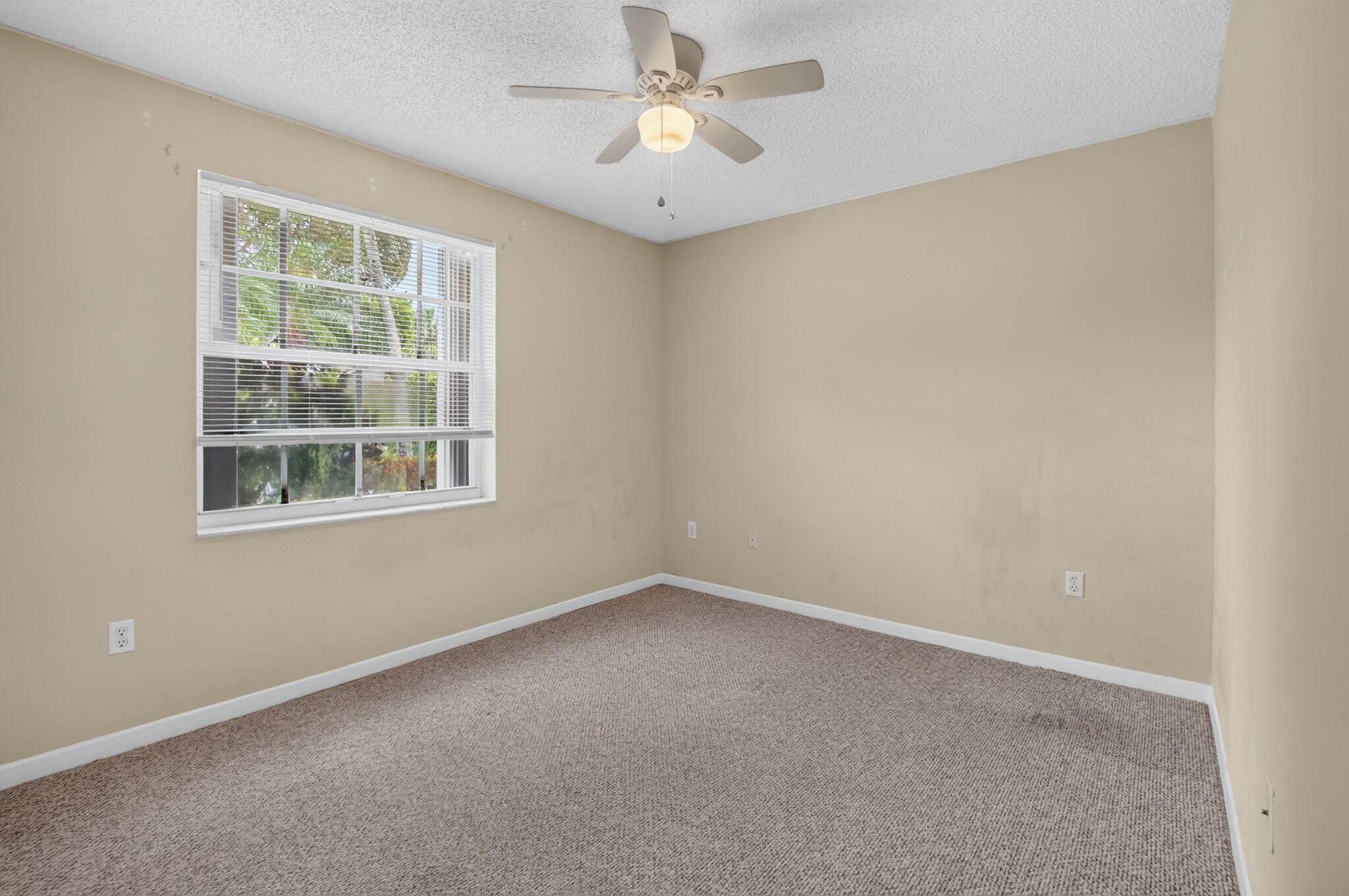 7666 Rockport Circle Property Photo 24