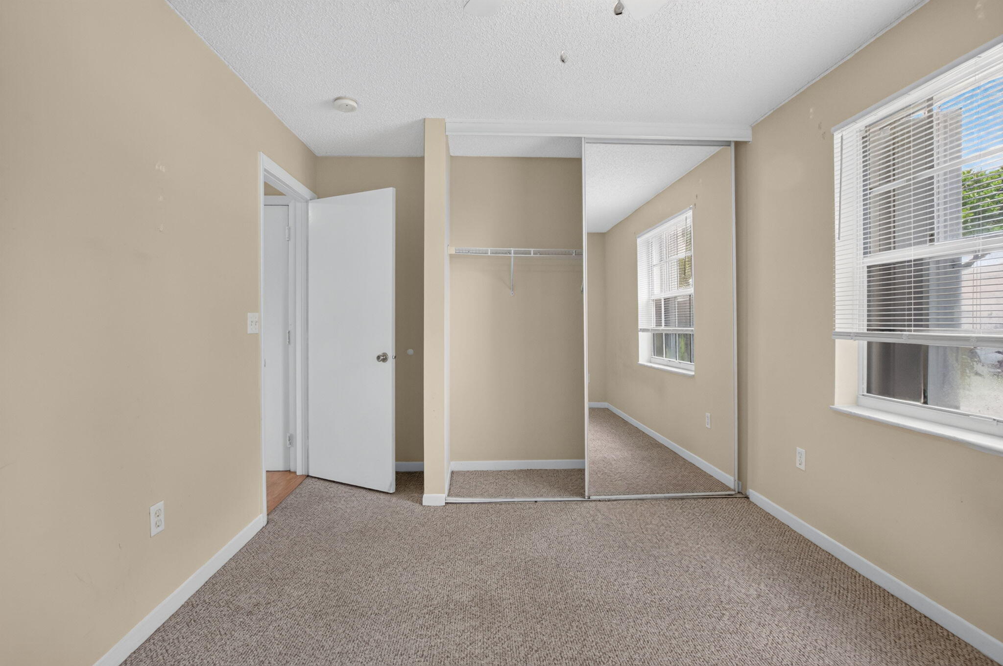 7666 Rockport Circle Property Photo 25