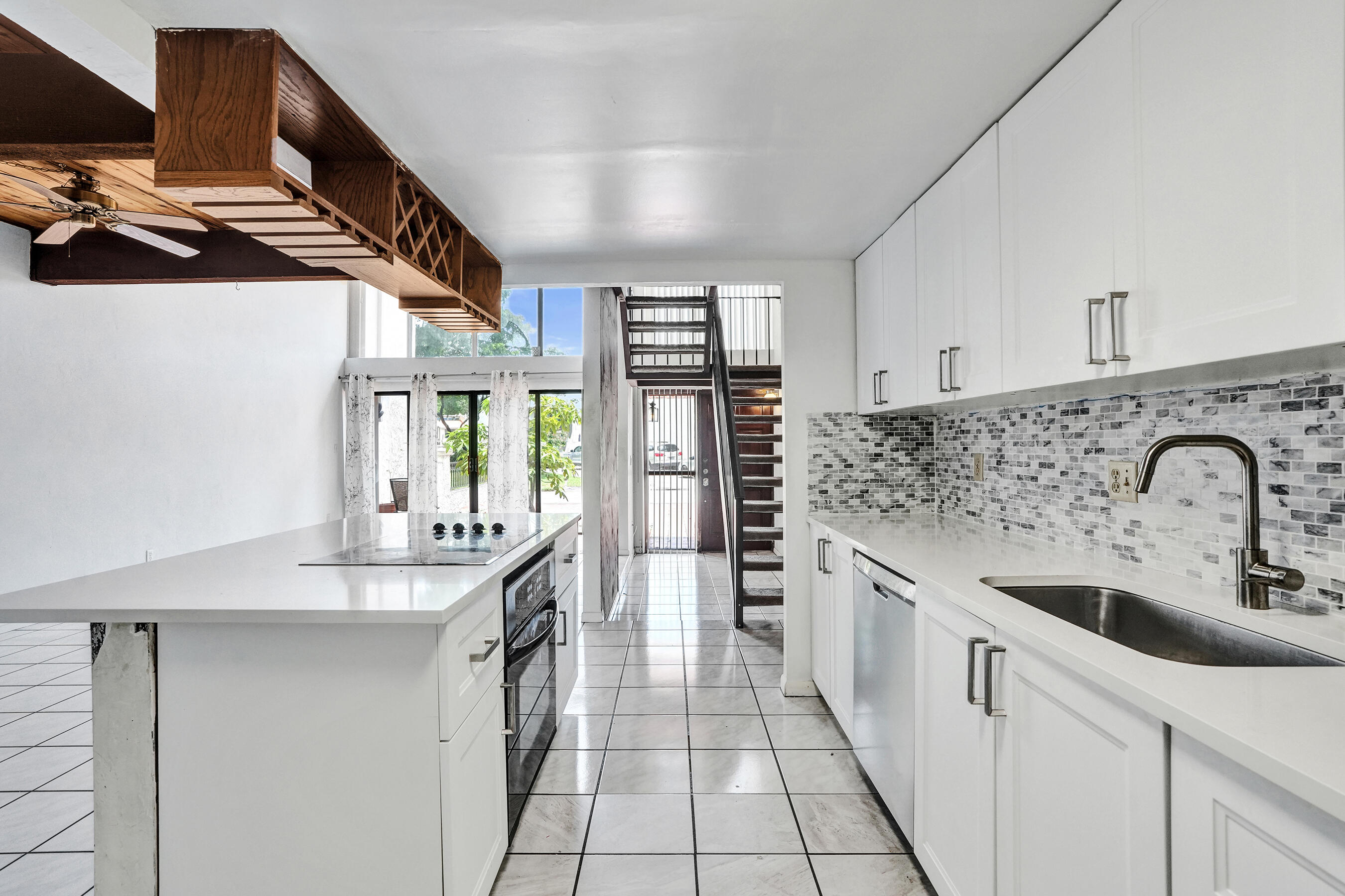 731 E Coco Plum Circle 4 Property Photo 17