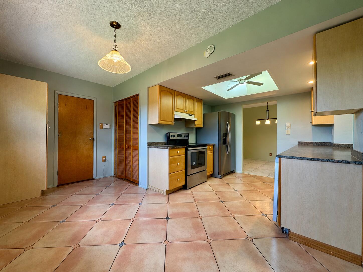 1785 Nw 39th Place Property Photo 12