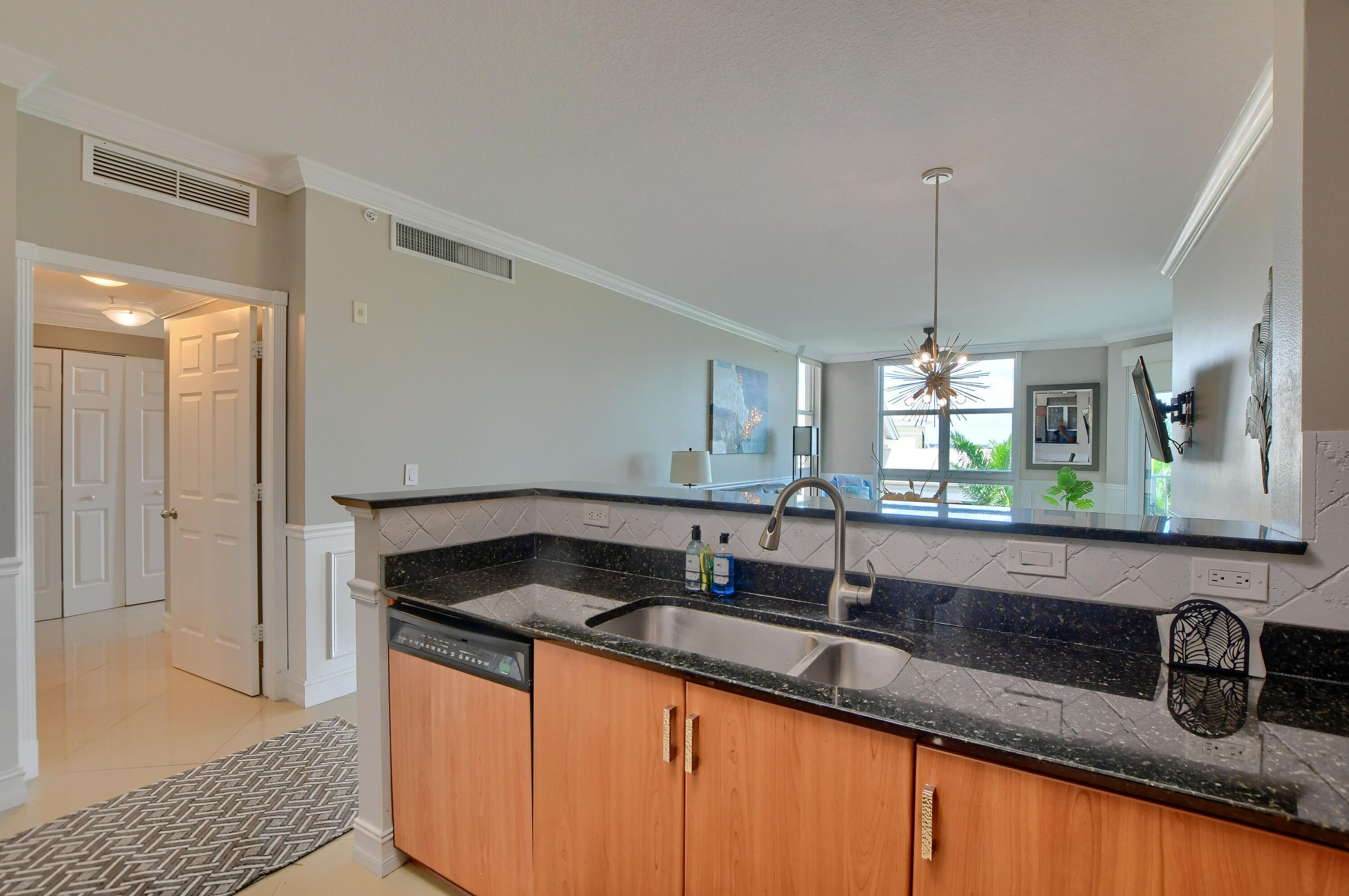 804 E Windward Way 603 Property Photo 7
