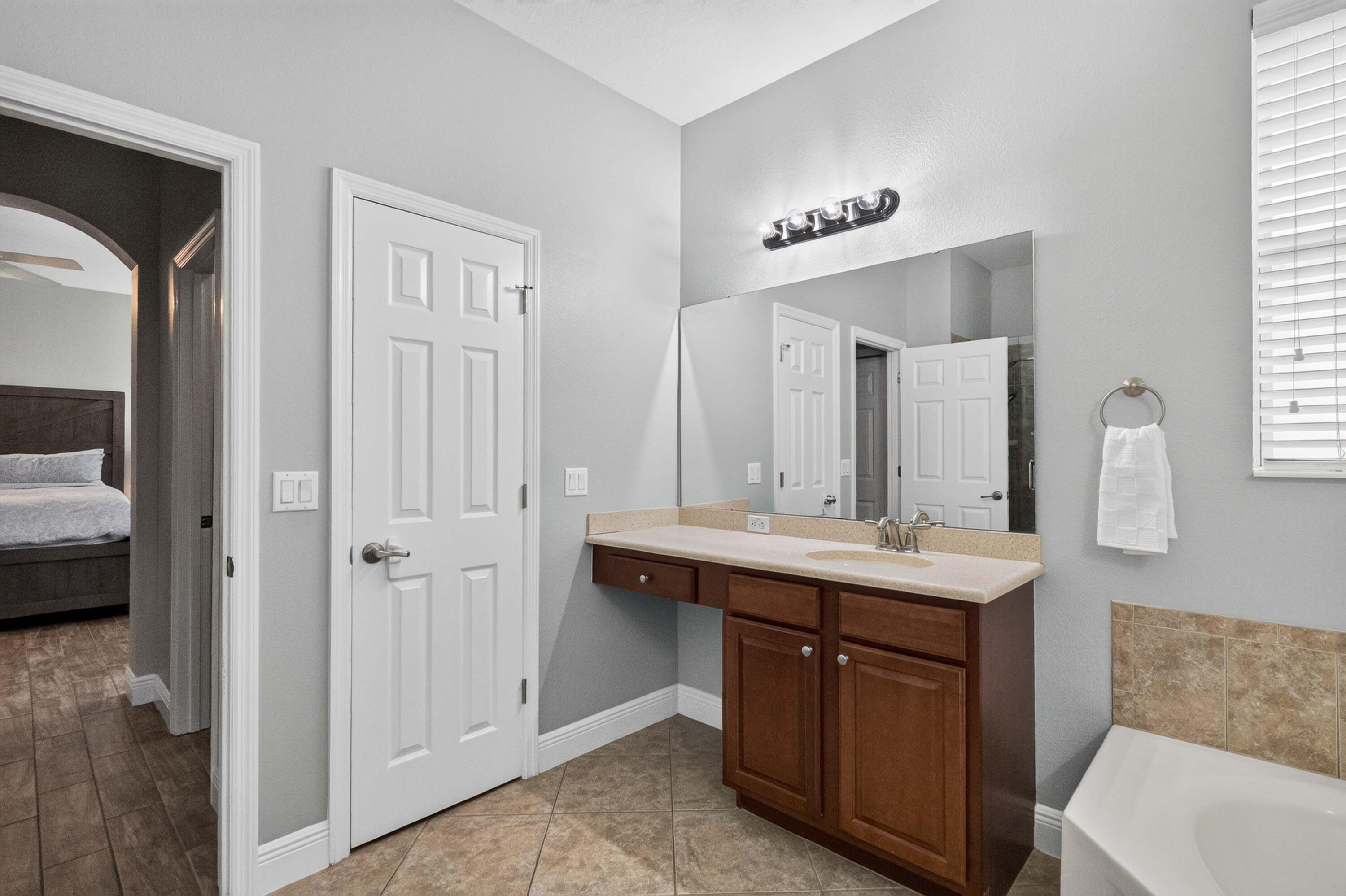 2071 Rafton Road Property Photo 34