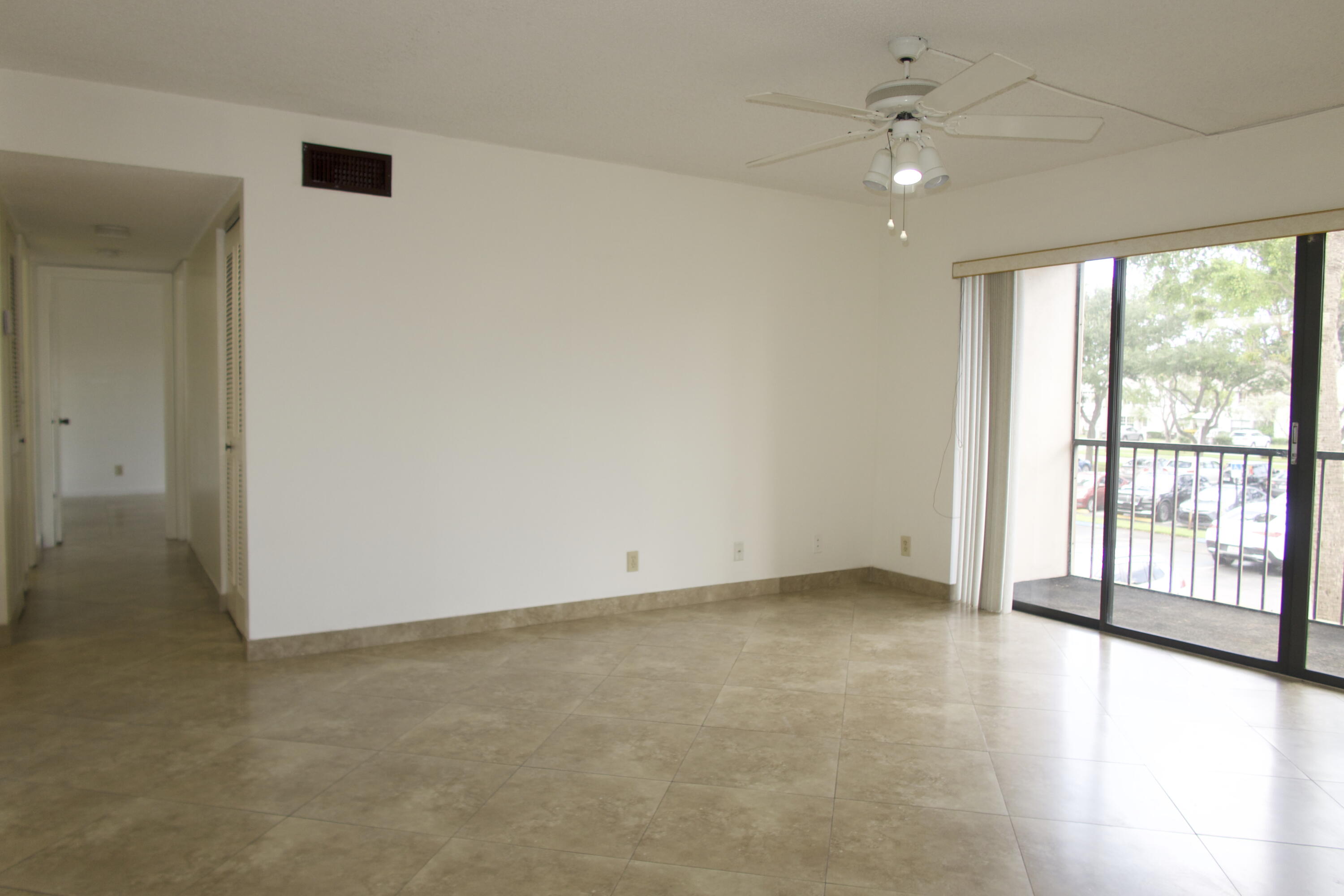 208 Foxtail Drive D2 Property Photo 5