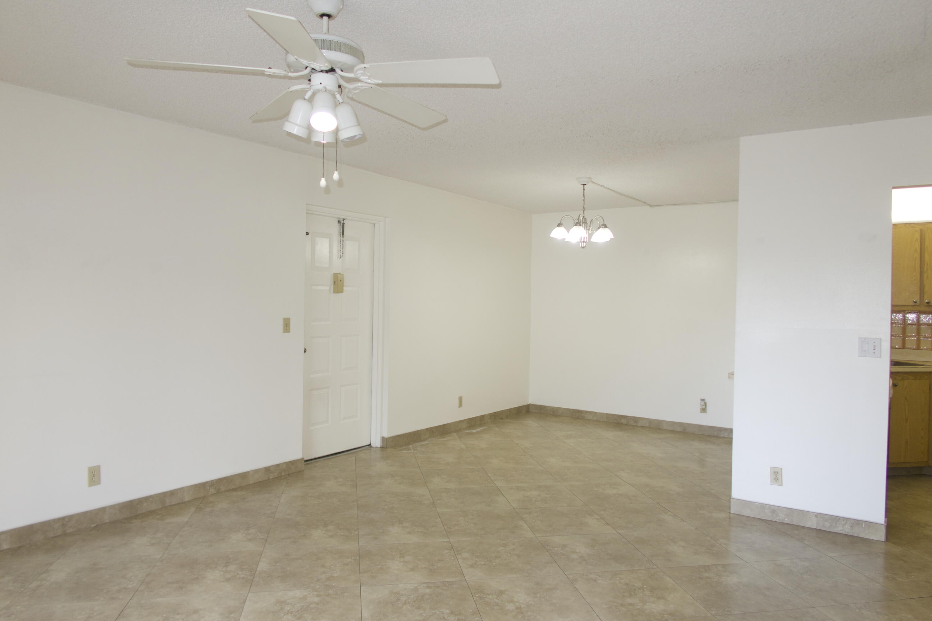 208 Foxtail Drive D2 Property Photo 9