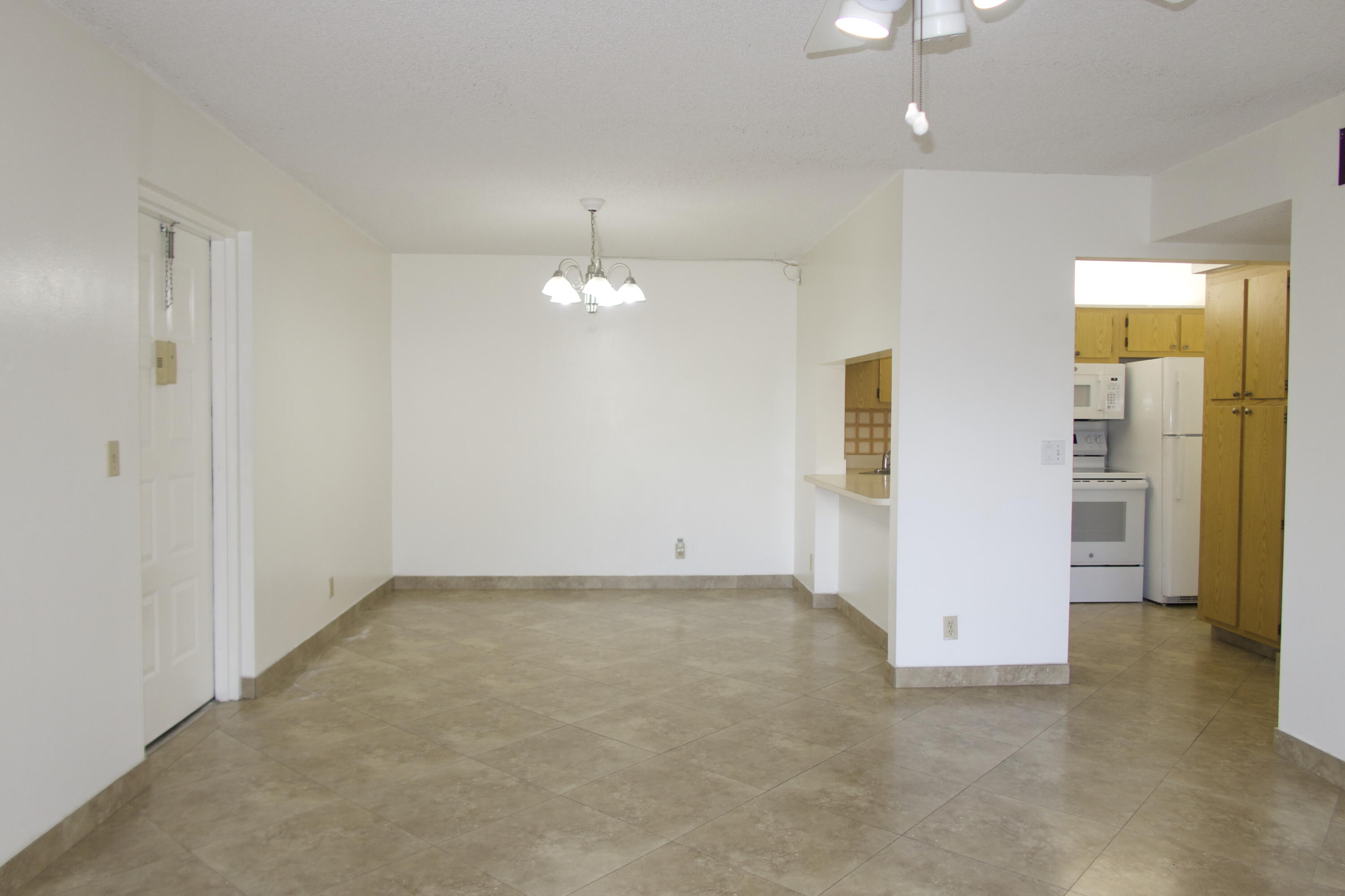 208 Foxtail Drive D2 Property Photo 12