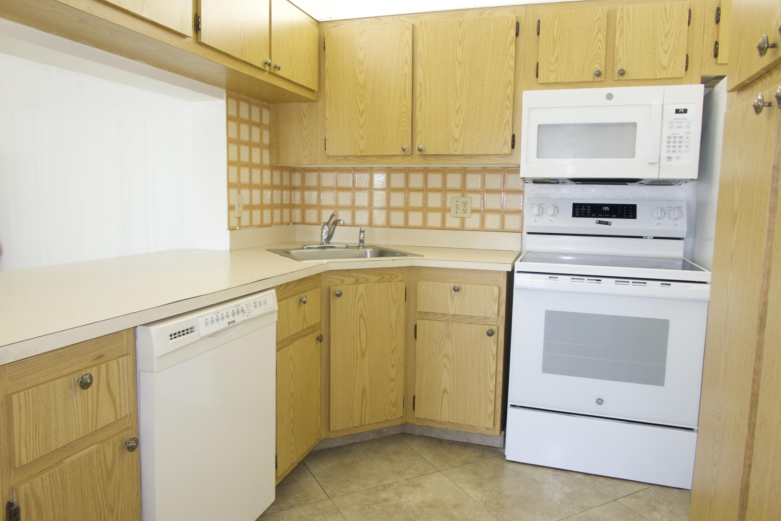 208 Foxtail Drive D2 Property Photo 18