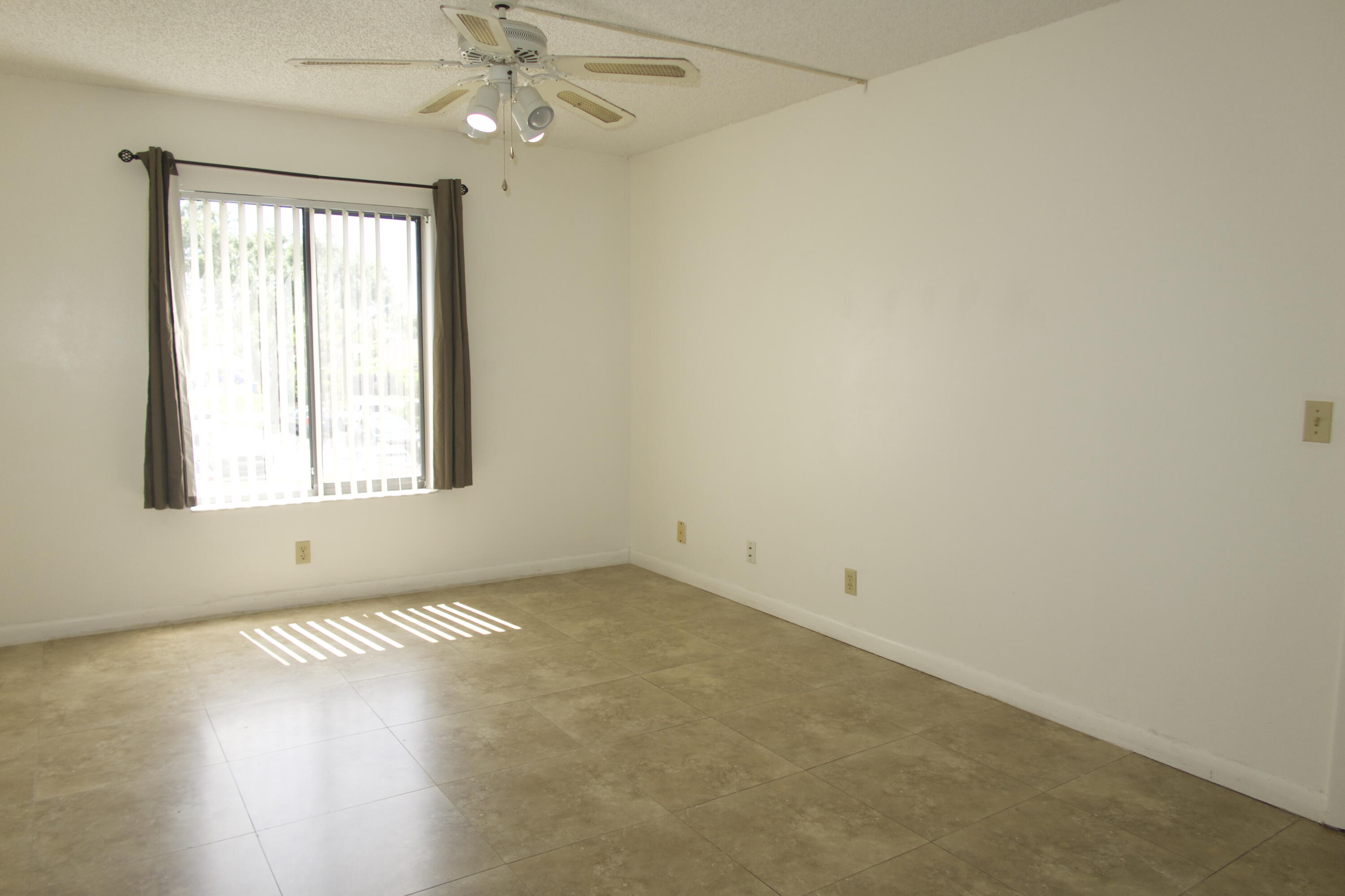 208 Foxtail Drive D2 Property Photo 23