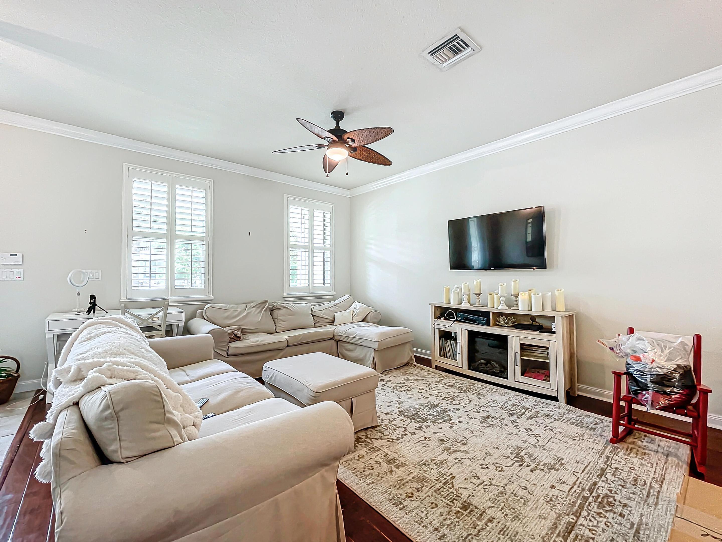 1164 Islamorada Drive Property Photo 14