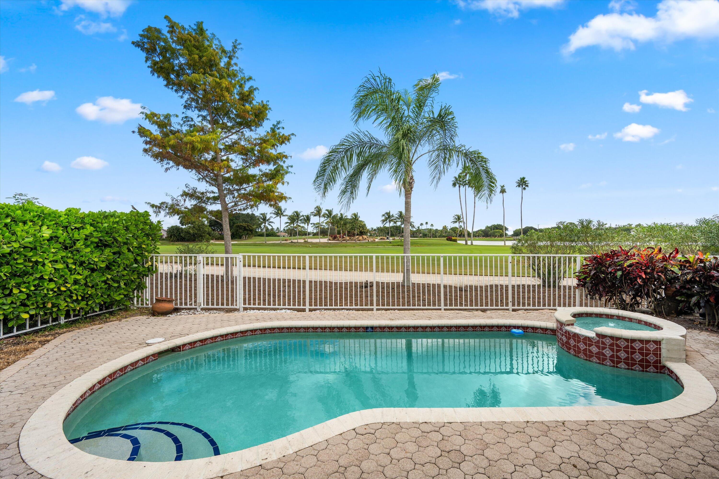 2104 Country Golf Drive Property Photo 13