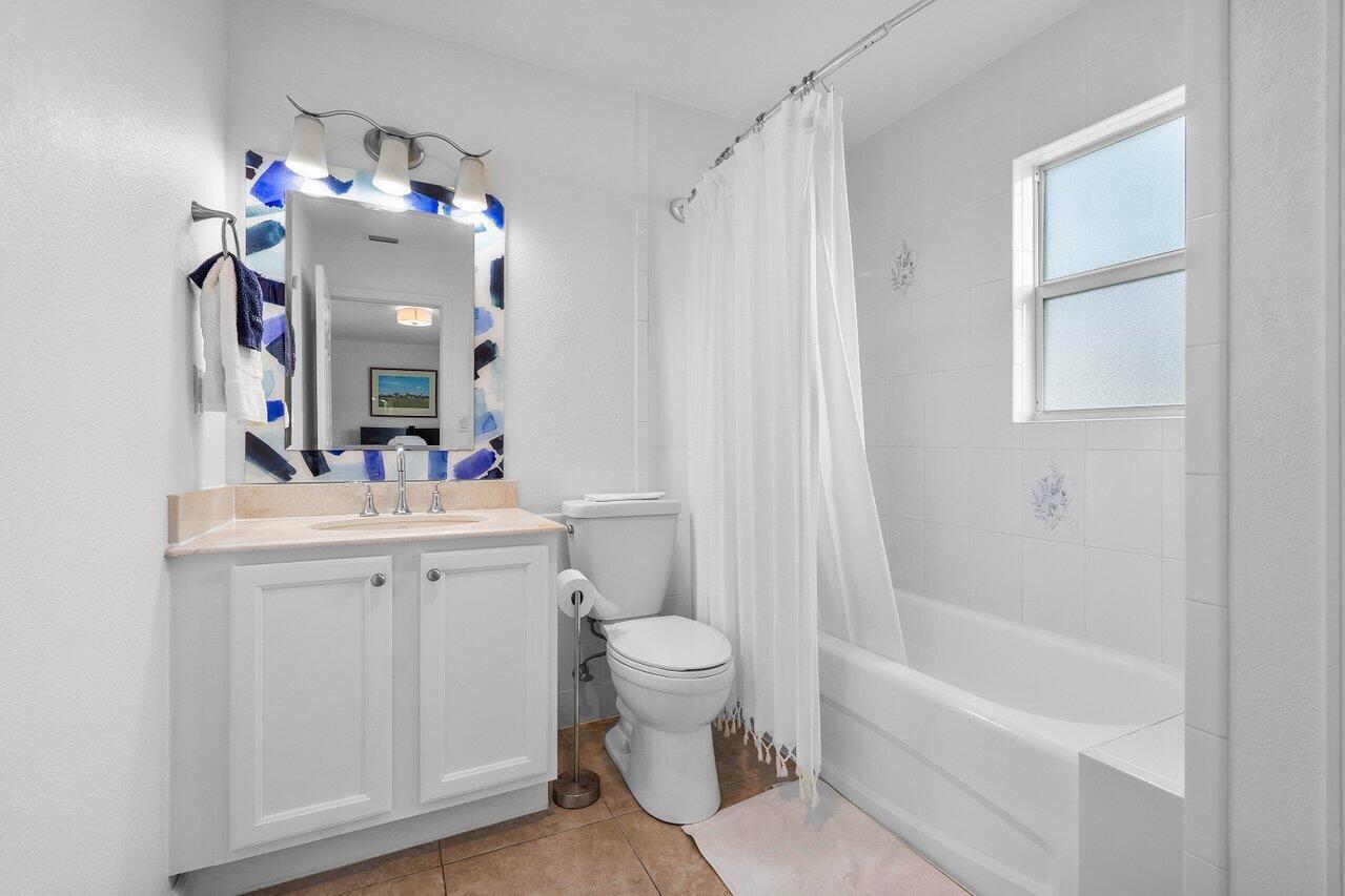 125 Gregory Place Property Photo 8