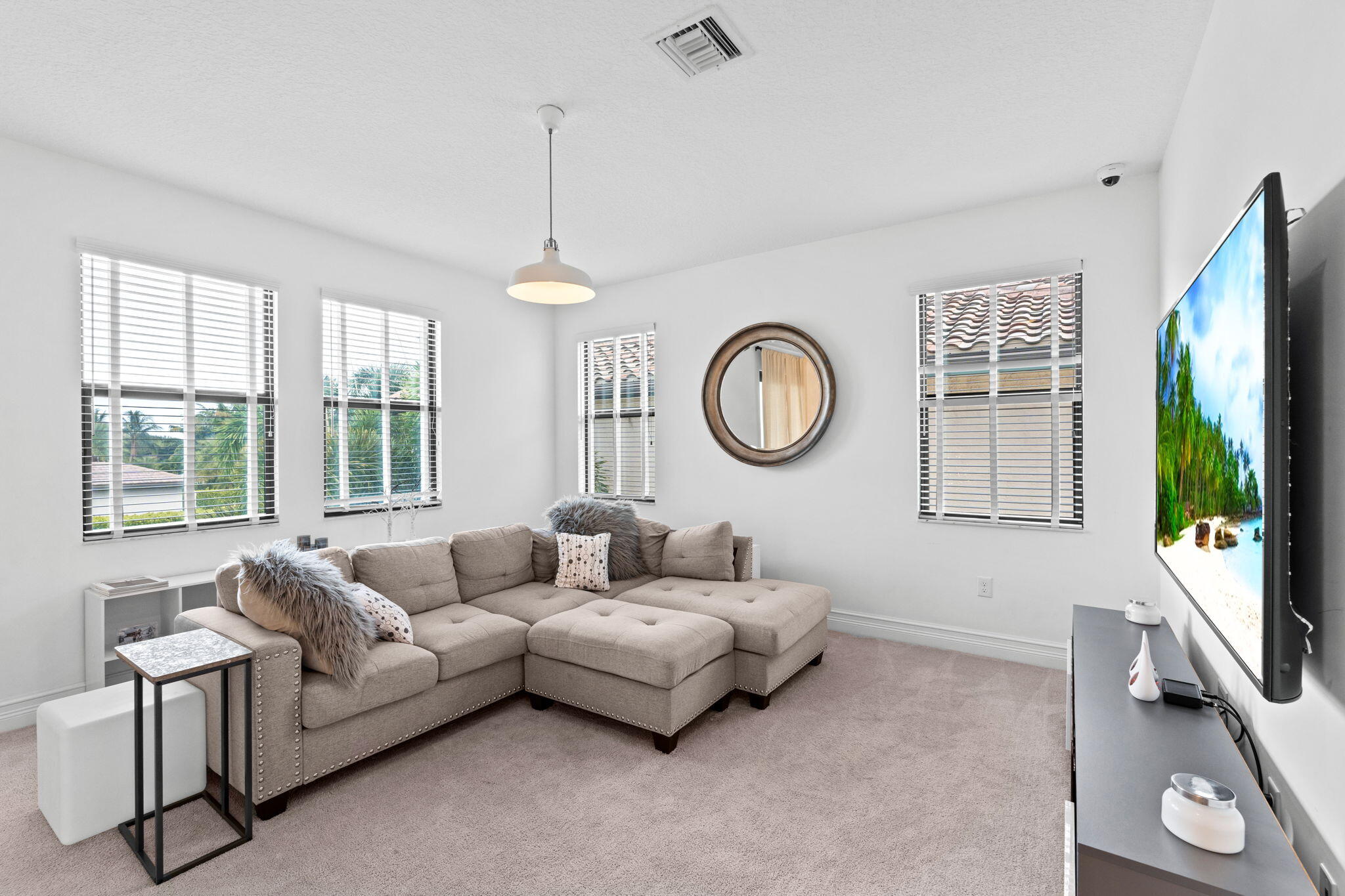 16813 Pavilion Way Property Photo 27