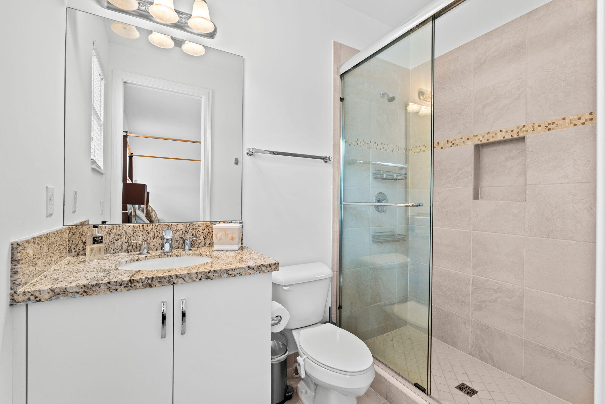 16813 Pavilion Way Property Photo 28
