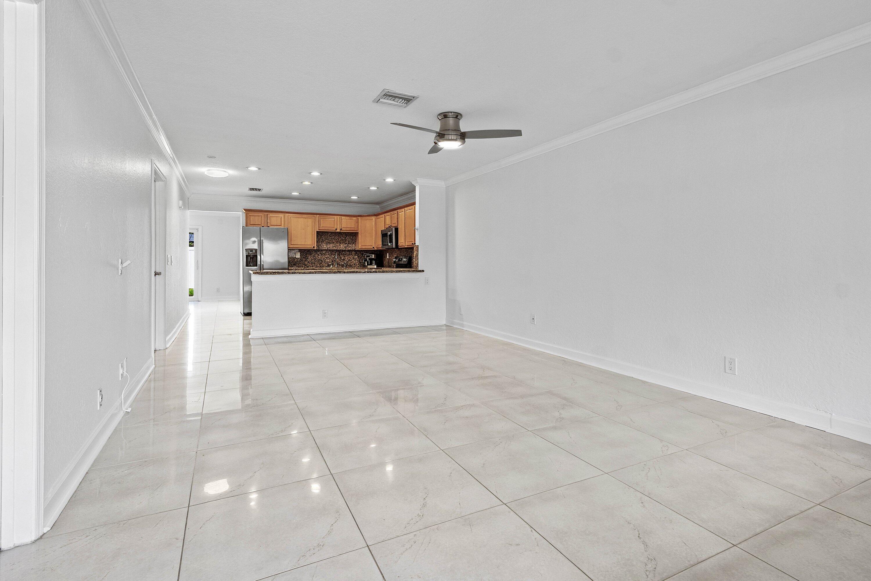 231 Sw 6th Street Property Photo 8