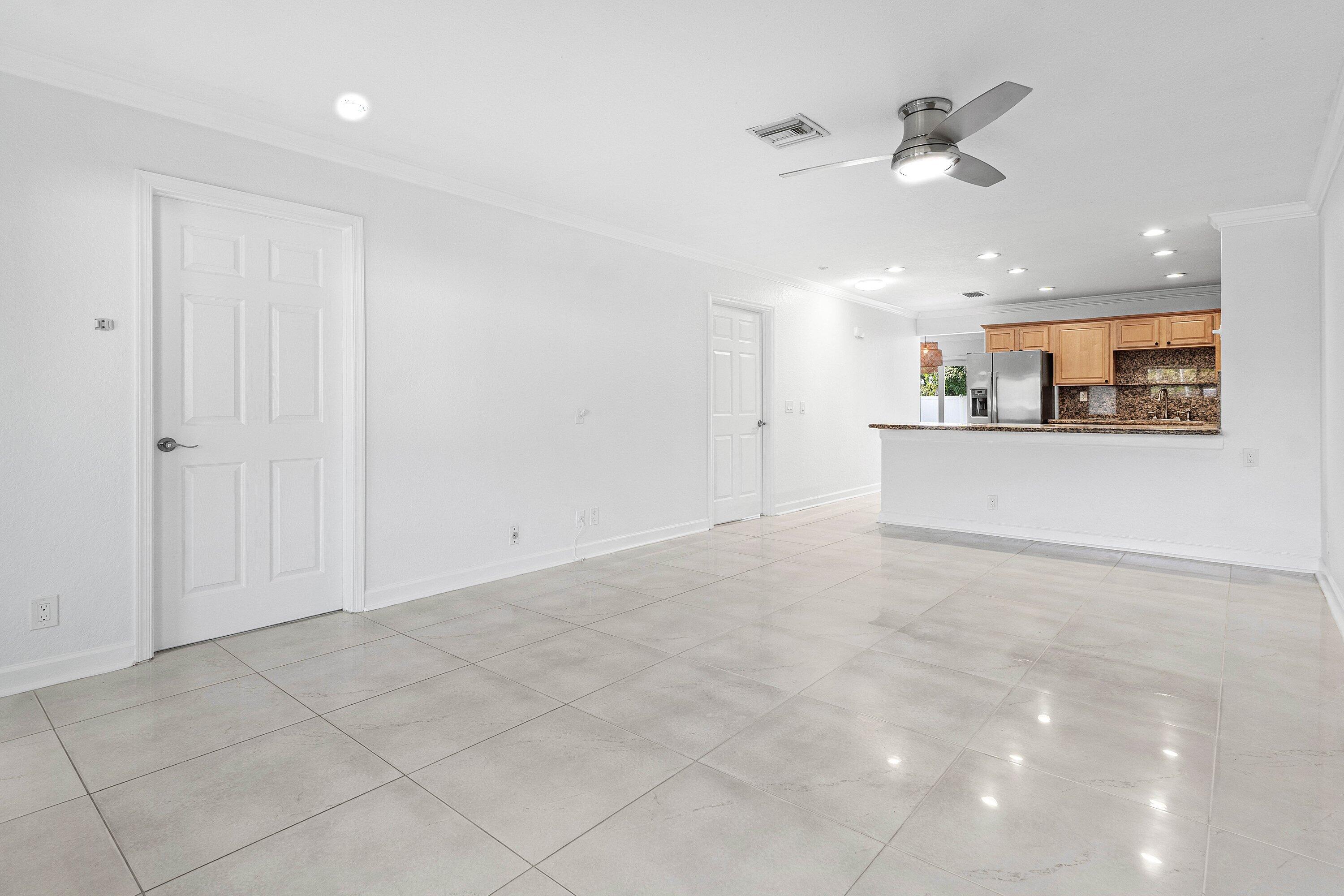231 Sw 6th Street Property Photo 9