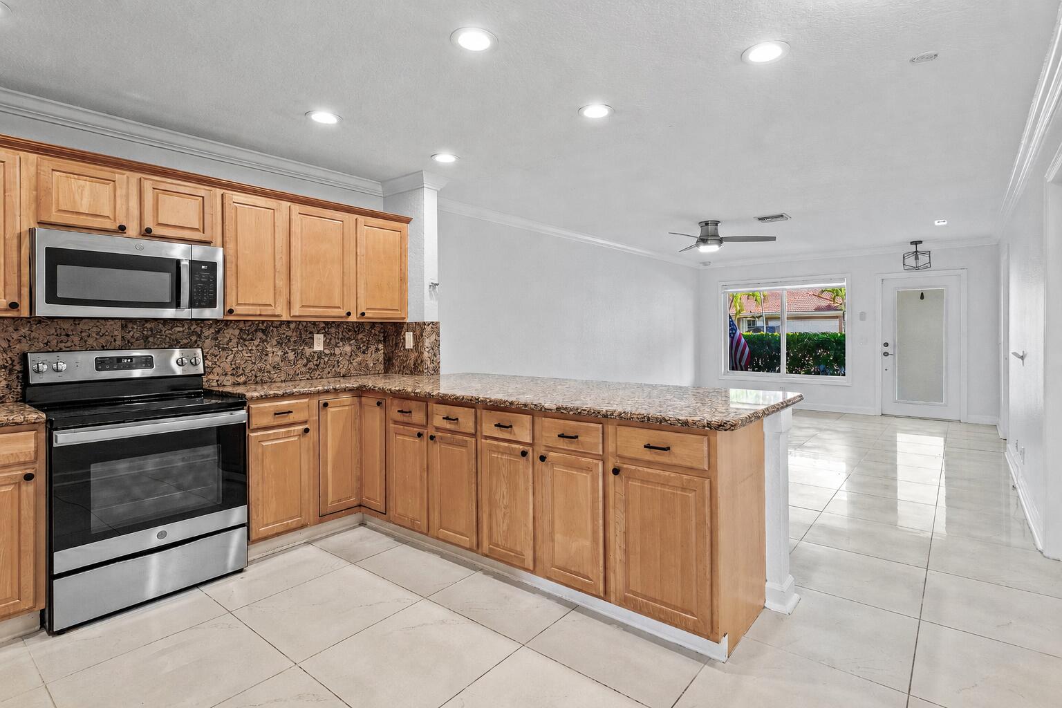 231 Sw 6th Street Property Photo 12