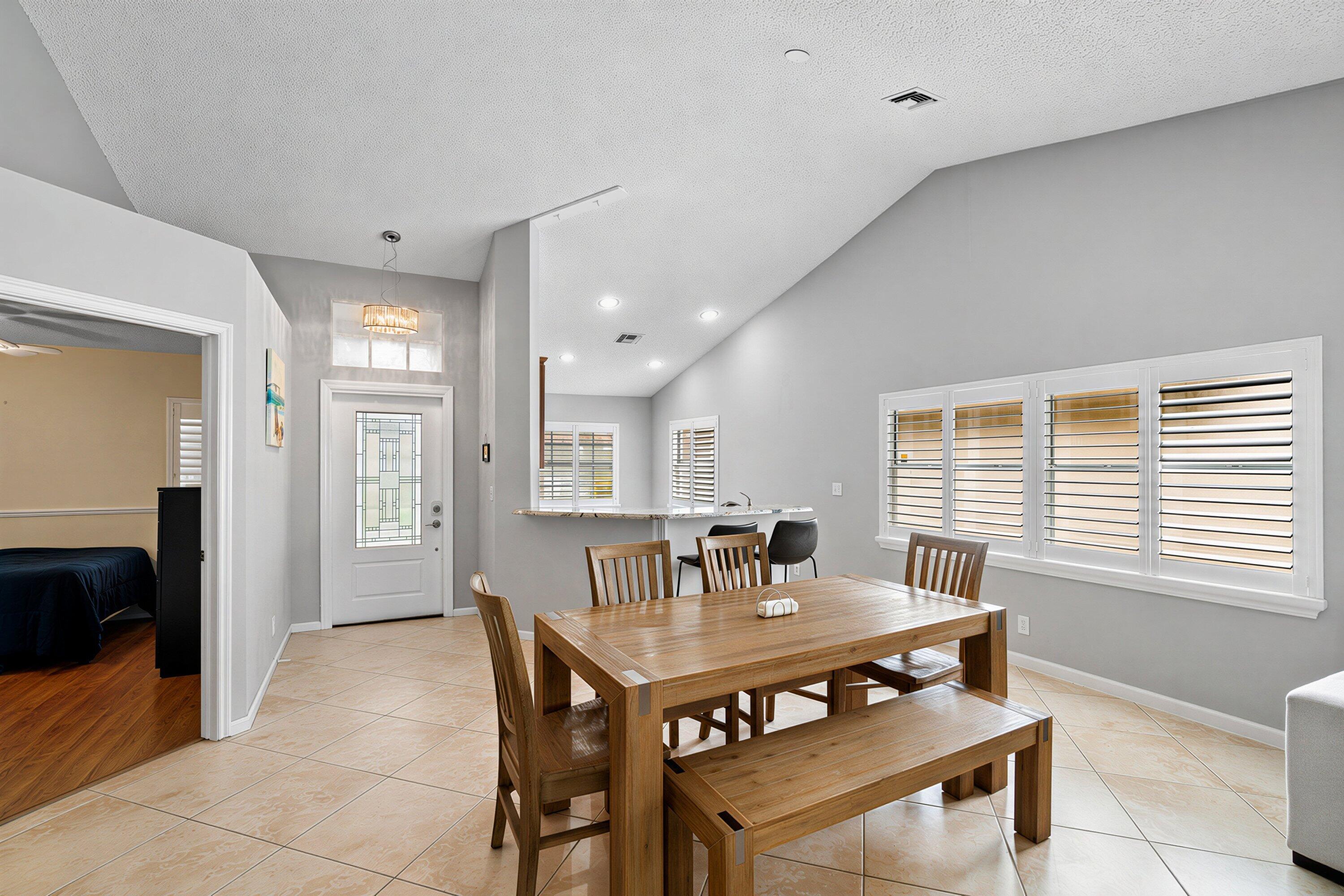 3703 S Lancewood Place Property Photo 5