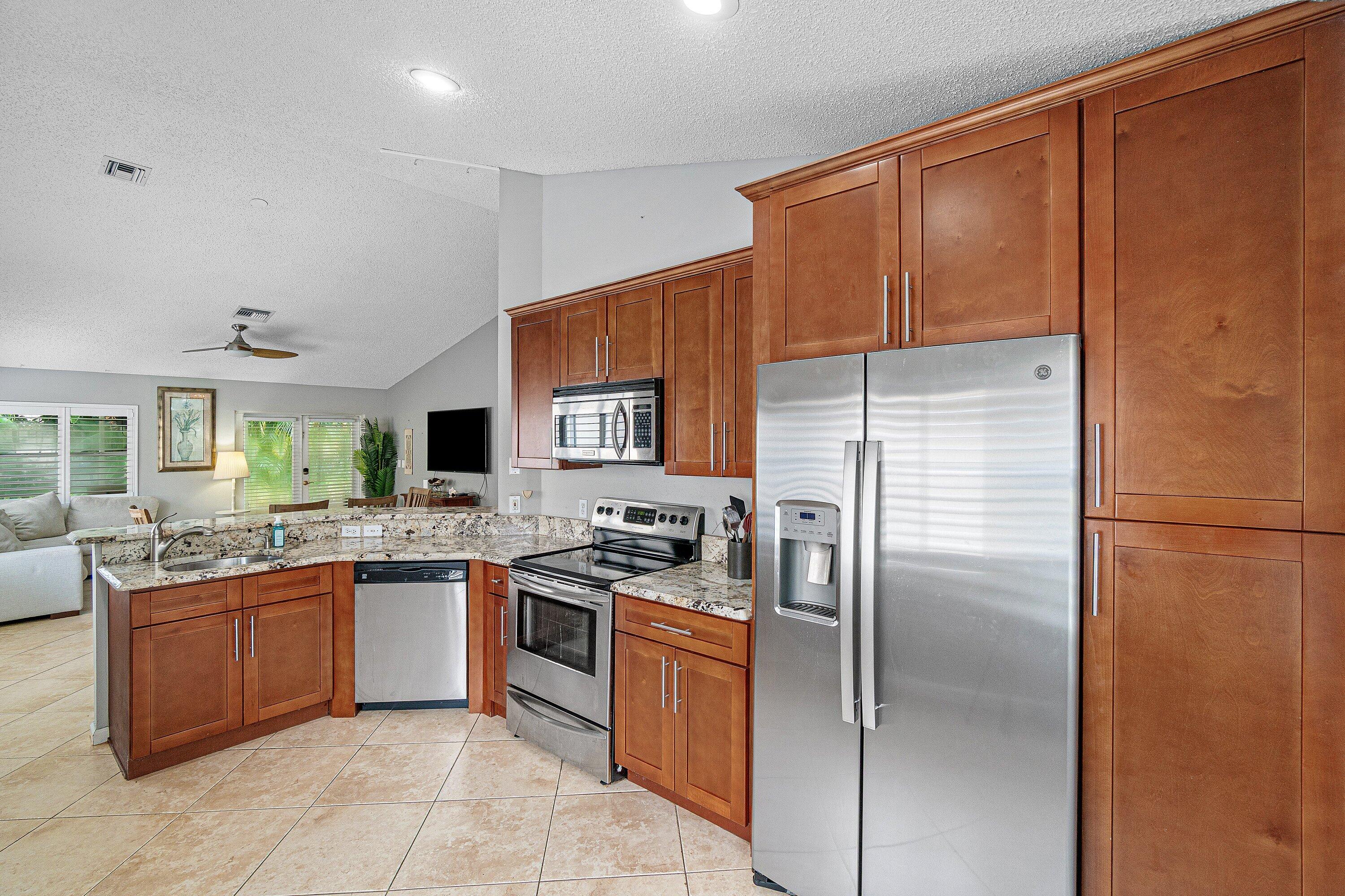 3703 S Lancewood Place Property Photo 12