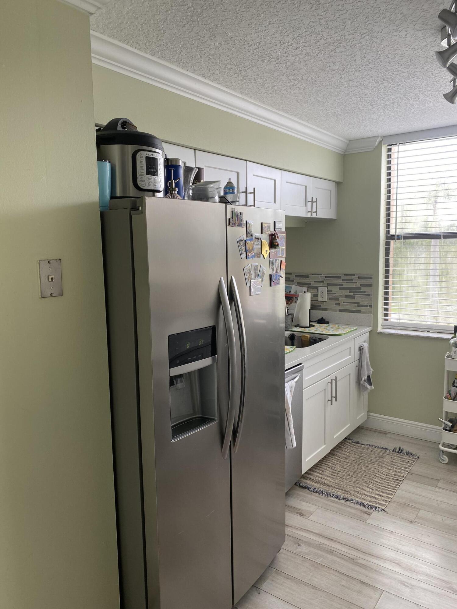 2255 Lindell Boulevard 4311 Property Photo 13