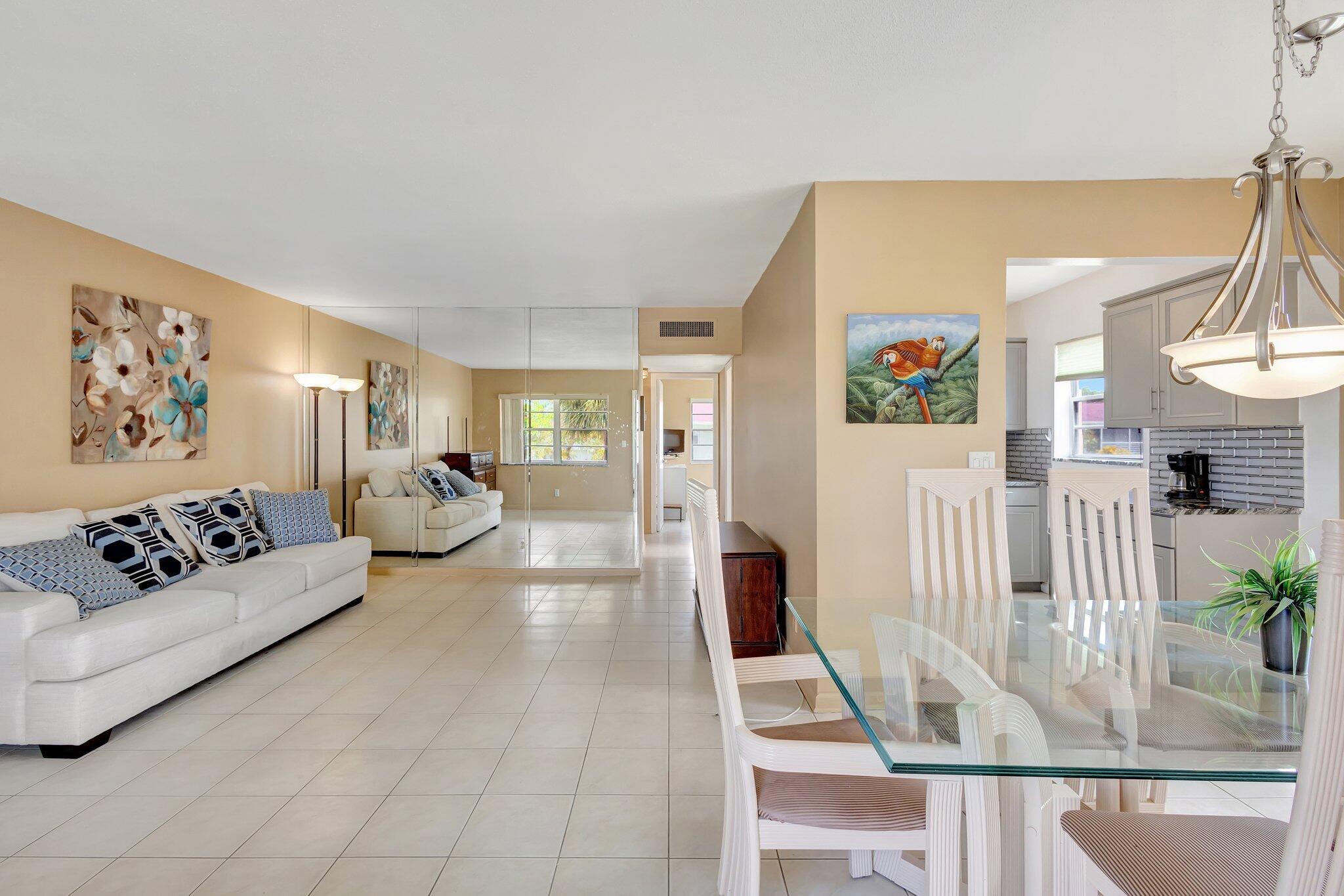 64 Coventry C Property Photo 4