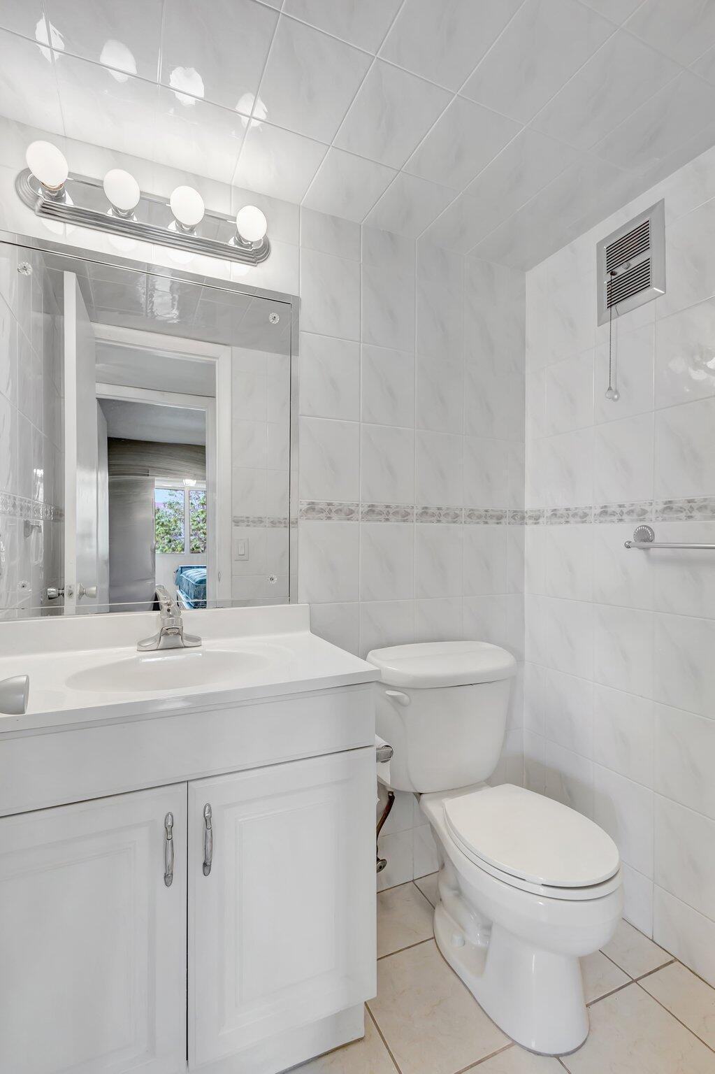 64 Coventry C Property Photo 9