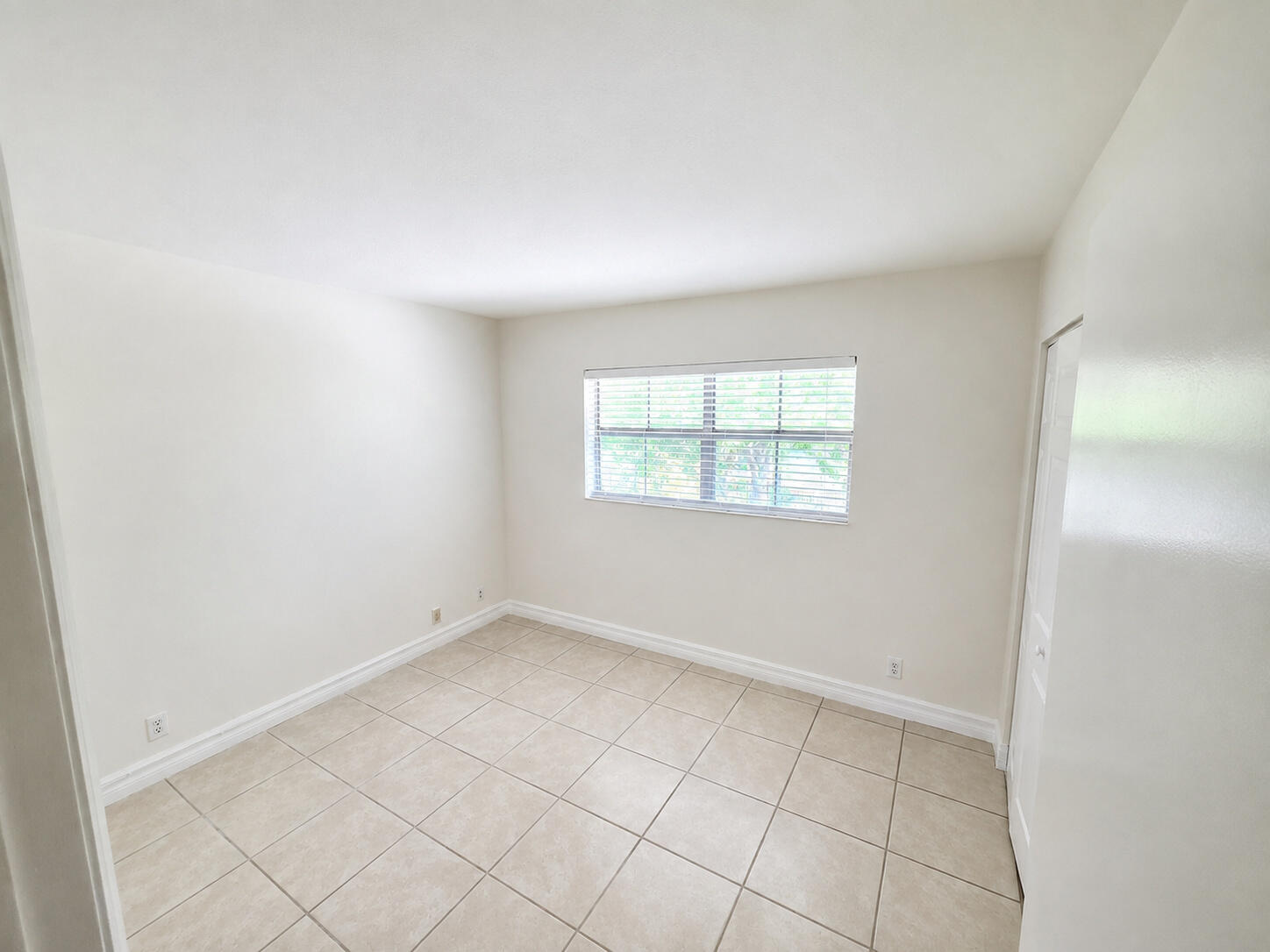 6705 N Kendall Drive 307 Property Photo 12