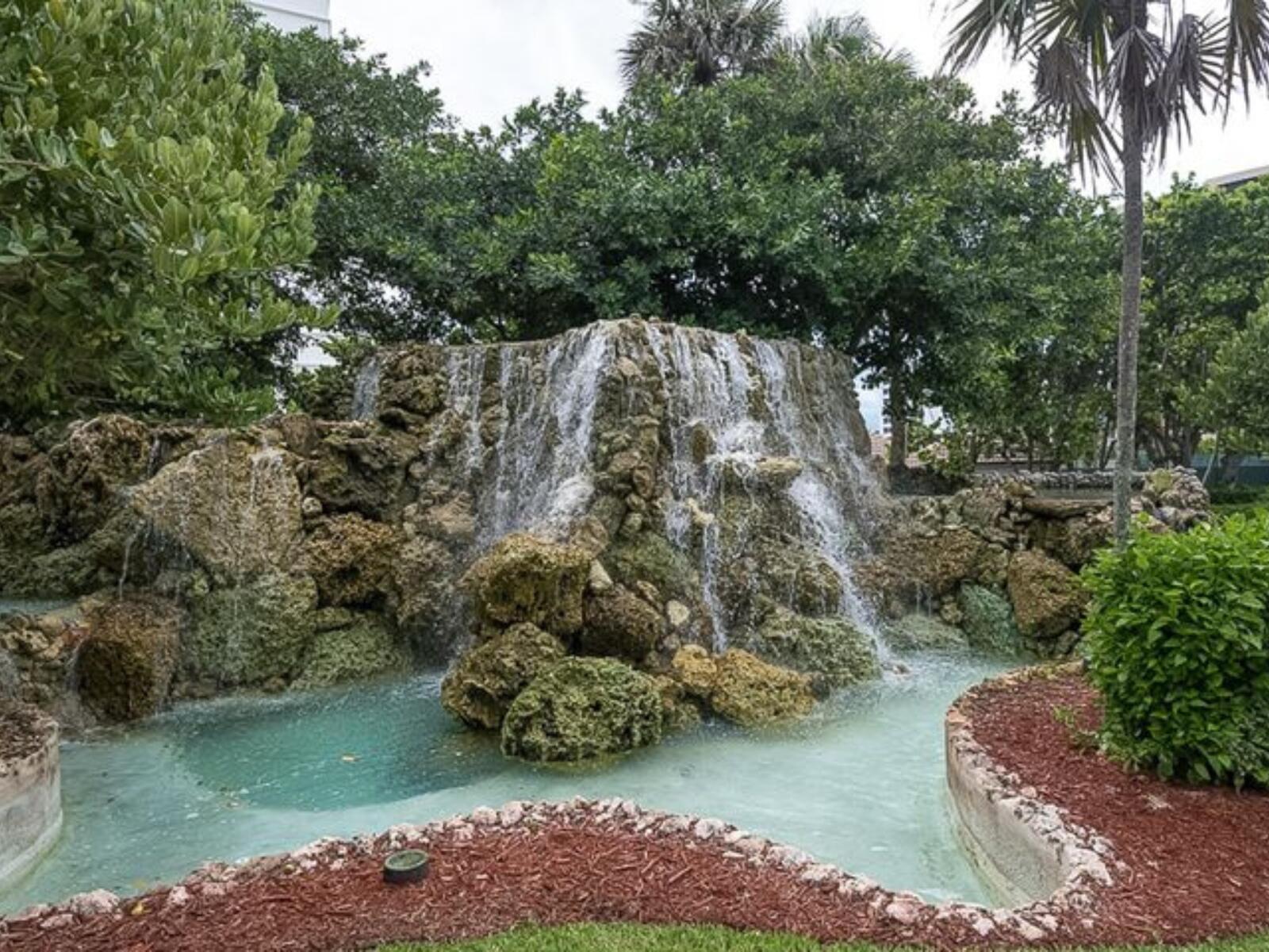 4748 S Ocean 5b Property Photo 1