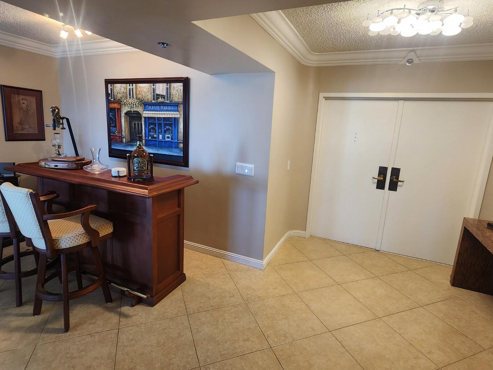 4748 S Ocean 5b Property Photo 5