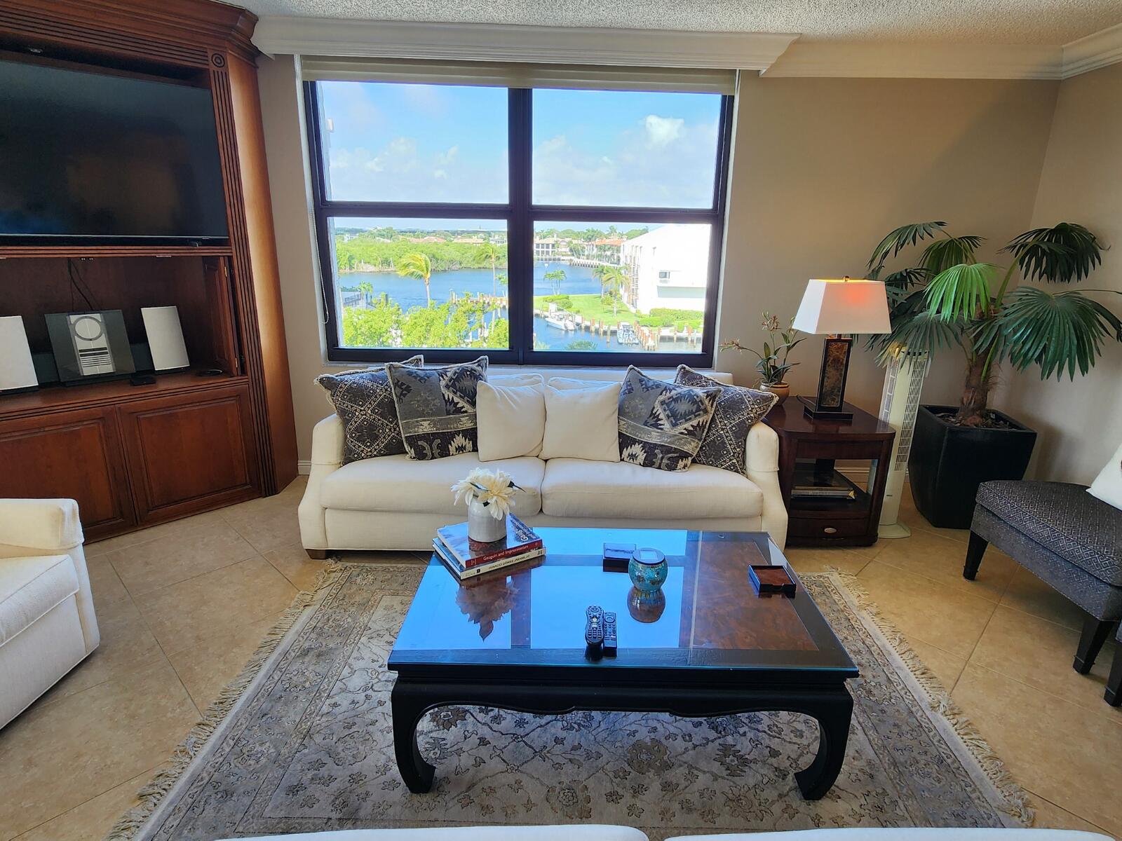4748 S Ocean 5b Property Photo 6