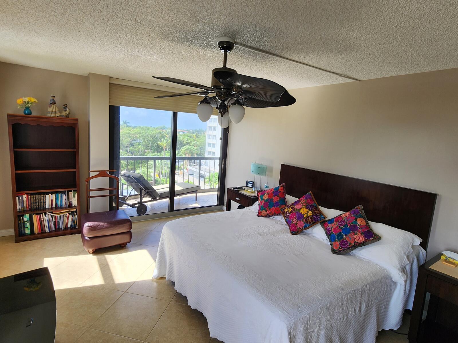4748 S Ocean 5b Property Photo 10