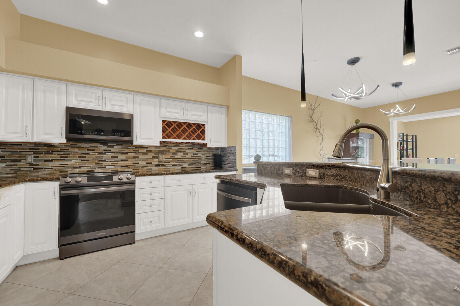 18453 Old Princeton Lane Property Photo 16