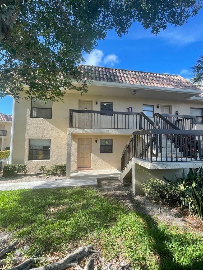 6844 Palmetto Circle S 201 Property Photo 1