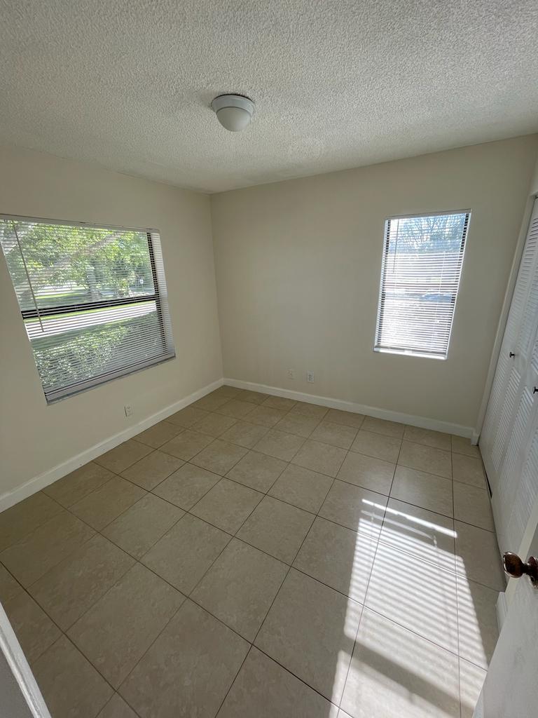 6844 Palmetto Circle S 201 Property Photo 4