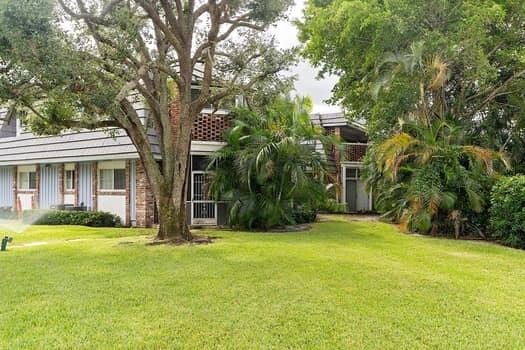 415 Pine Tree Court 16 Property Photo 14