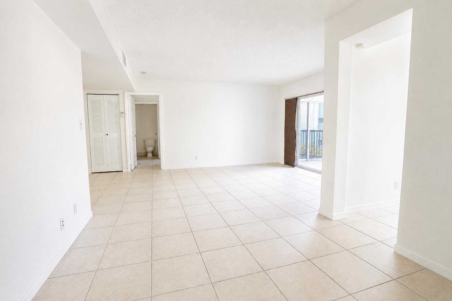 5910 Morningstar Circle #202 Property Photo 5