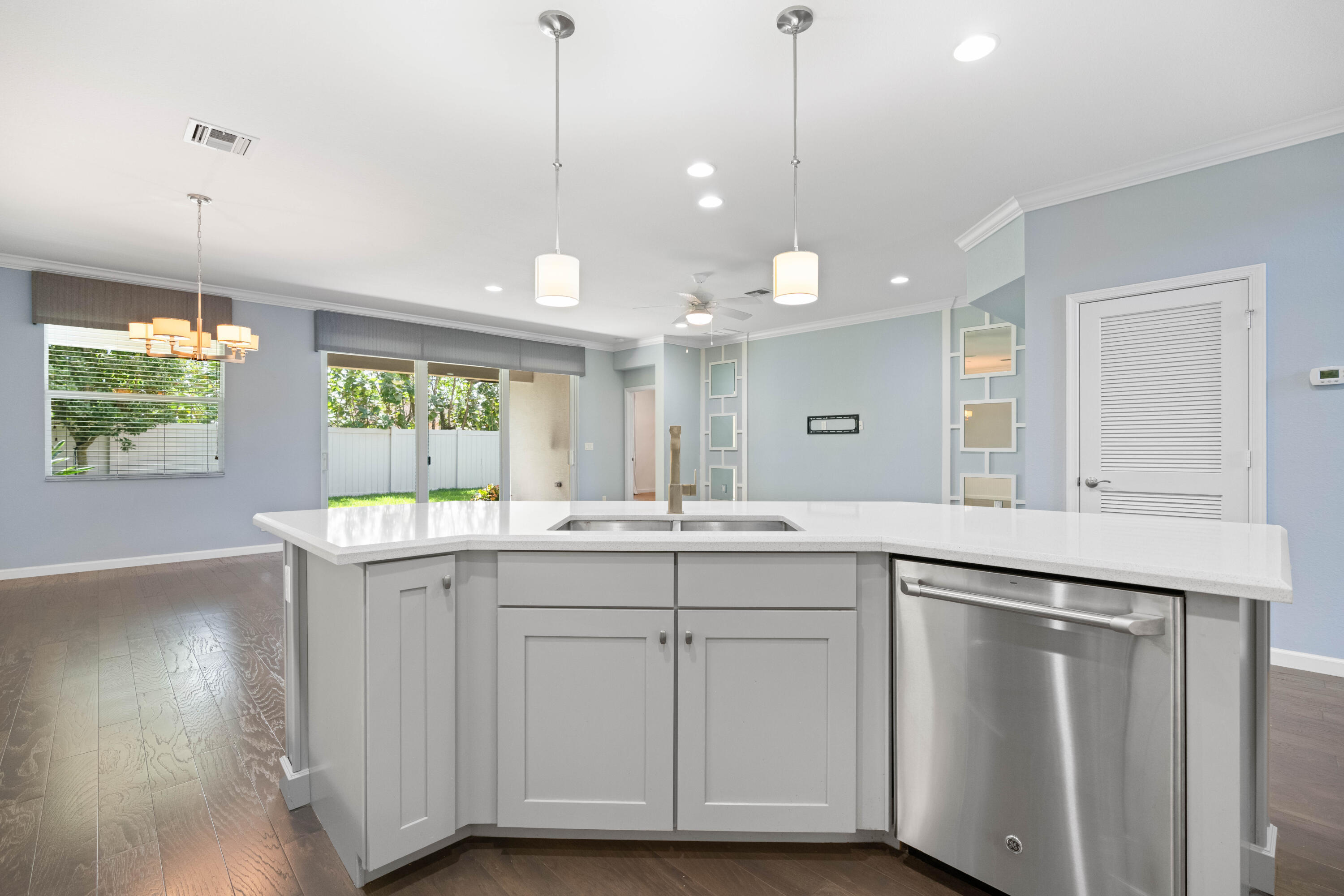 7018 Limestone Cay Road Property Photo 7