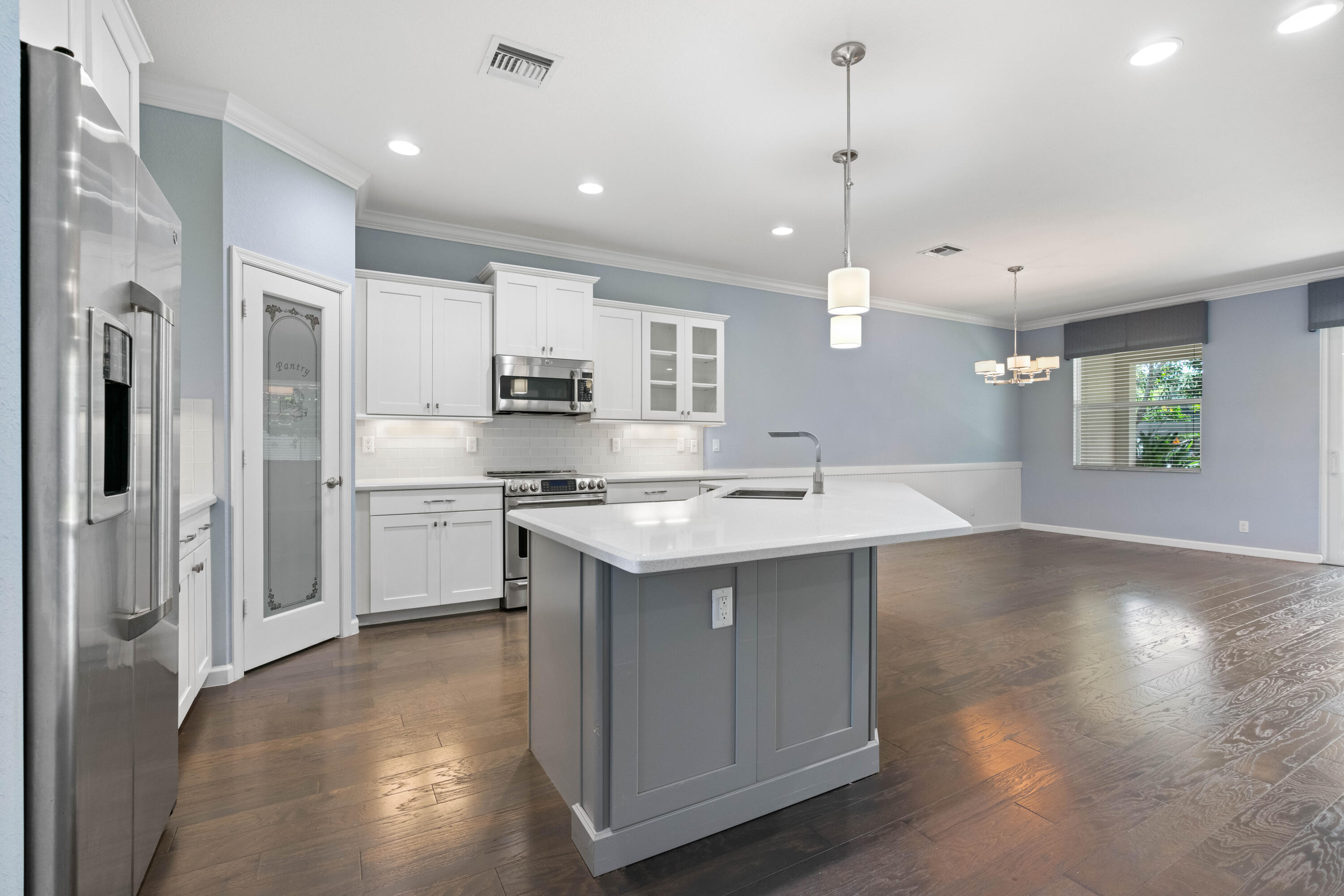 7018 Limestone Cay Road Property Photo 9
