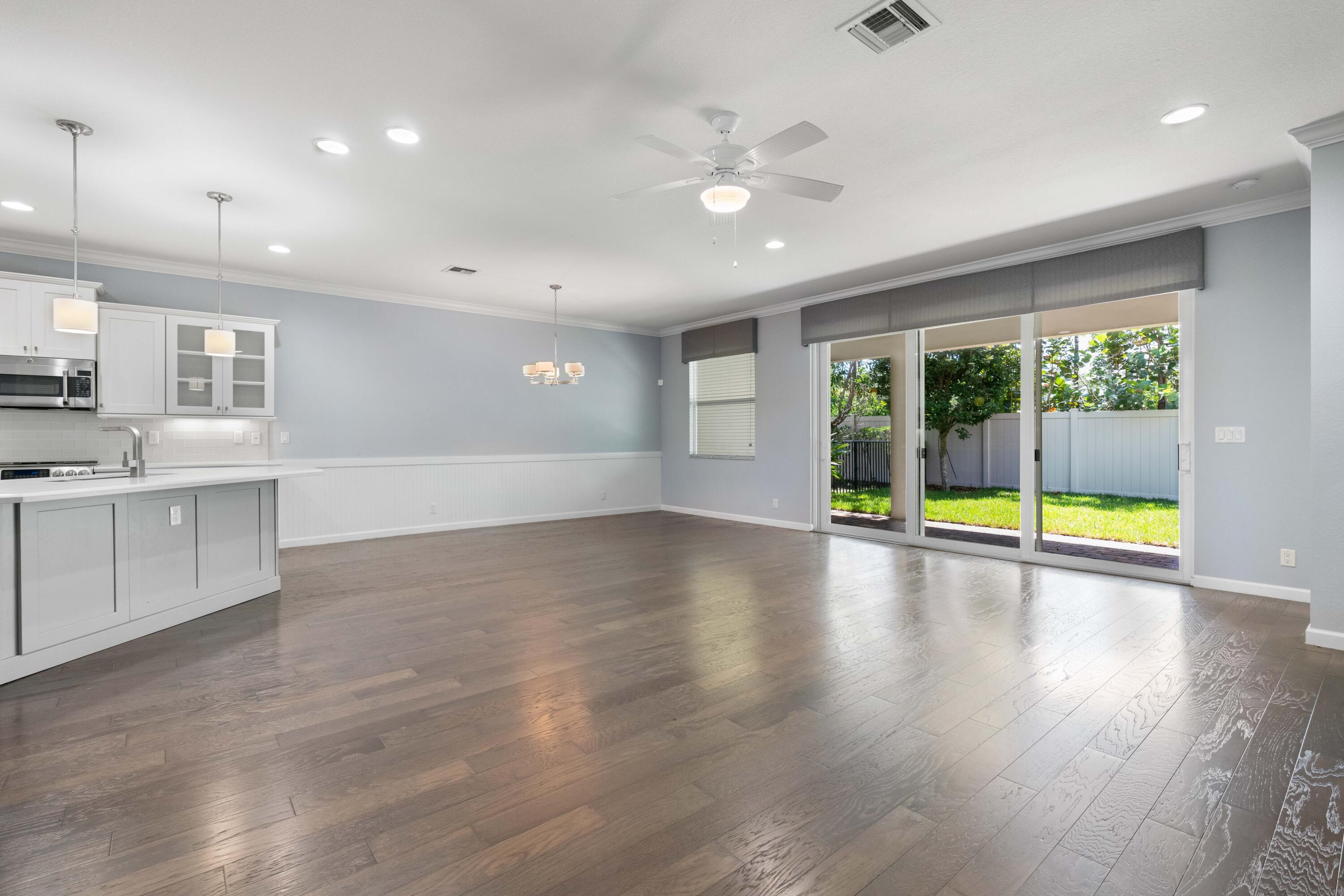 7018 Limestone Cay Road Property Photo 14