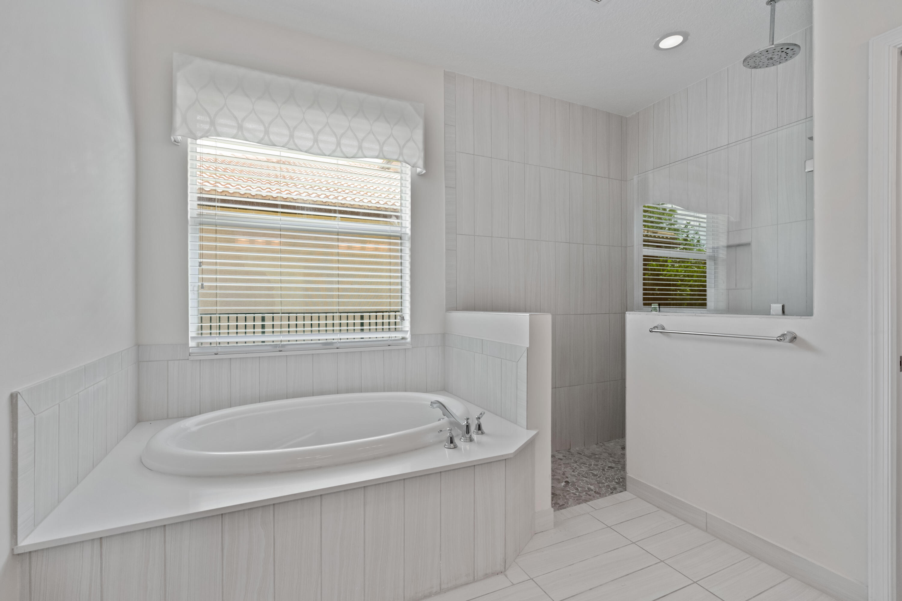 7018 Limestone Cay Road Property Photo 21