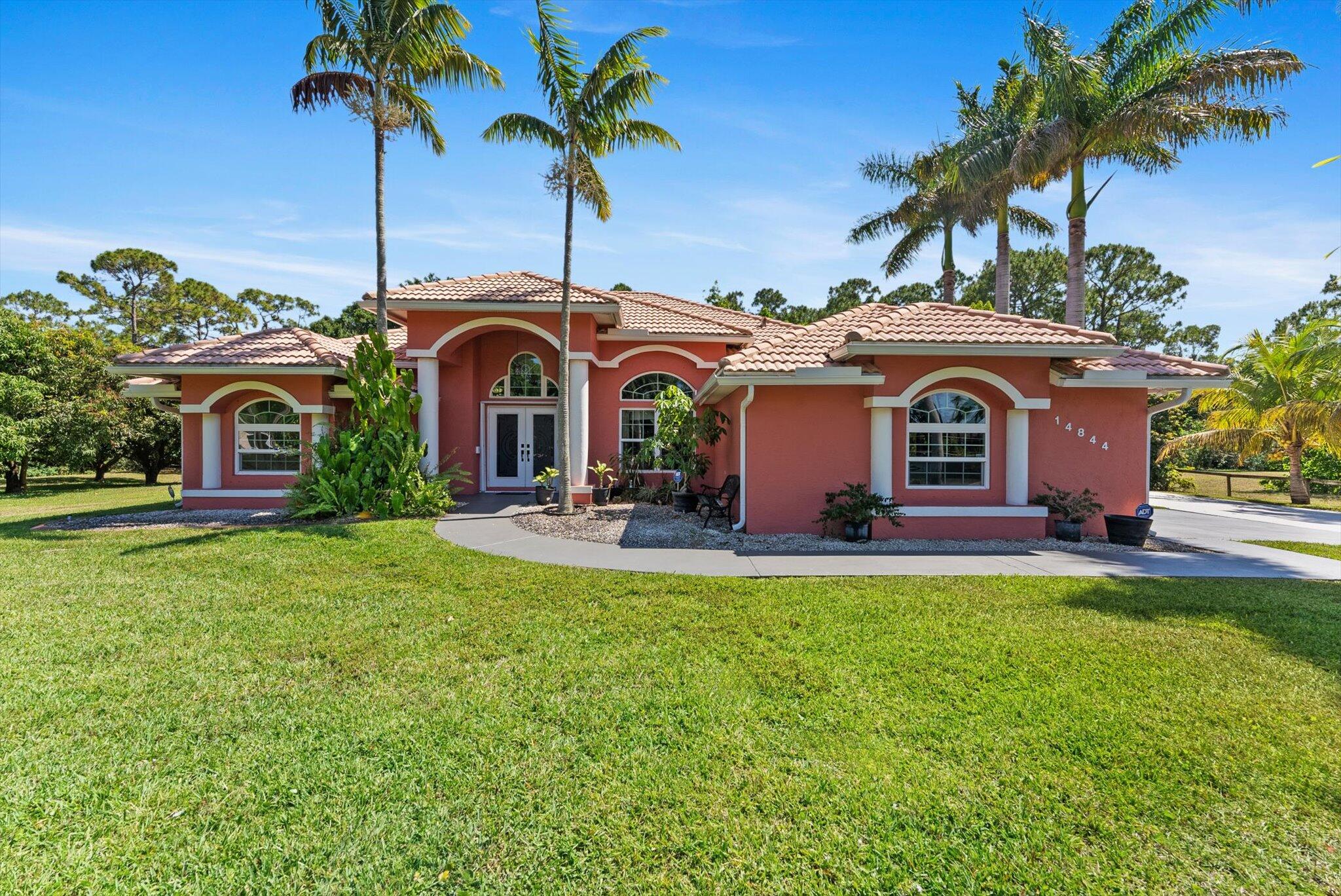 14844 Tangerine Boulevard Property Photo 1