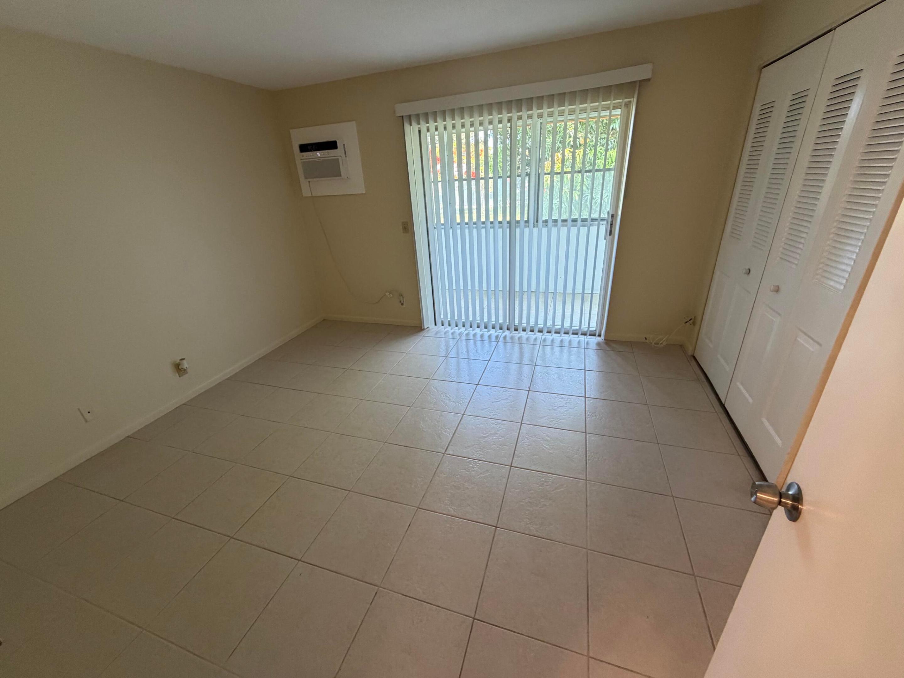 B26062523 Property Photo 2