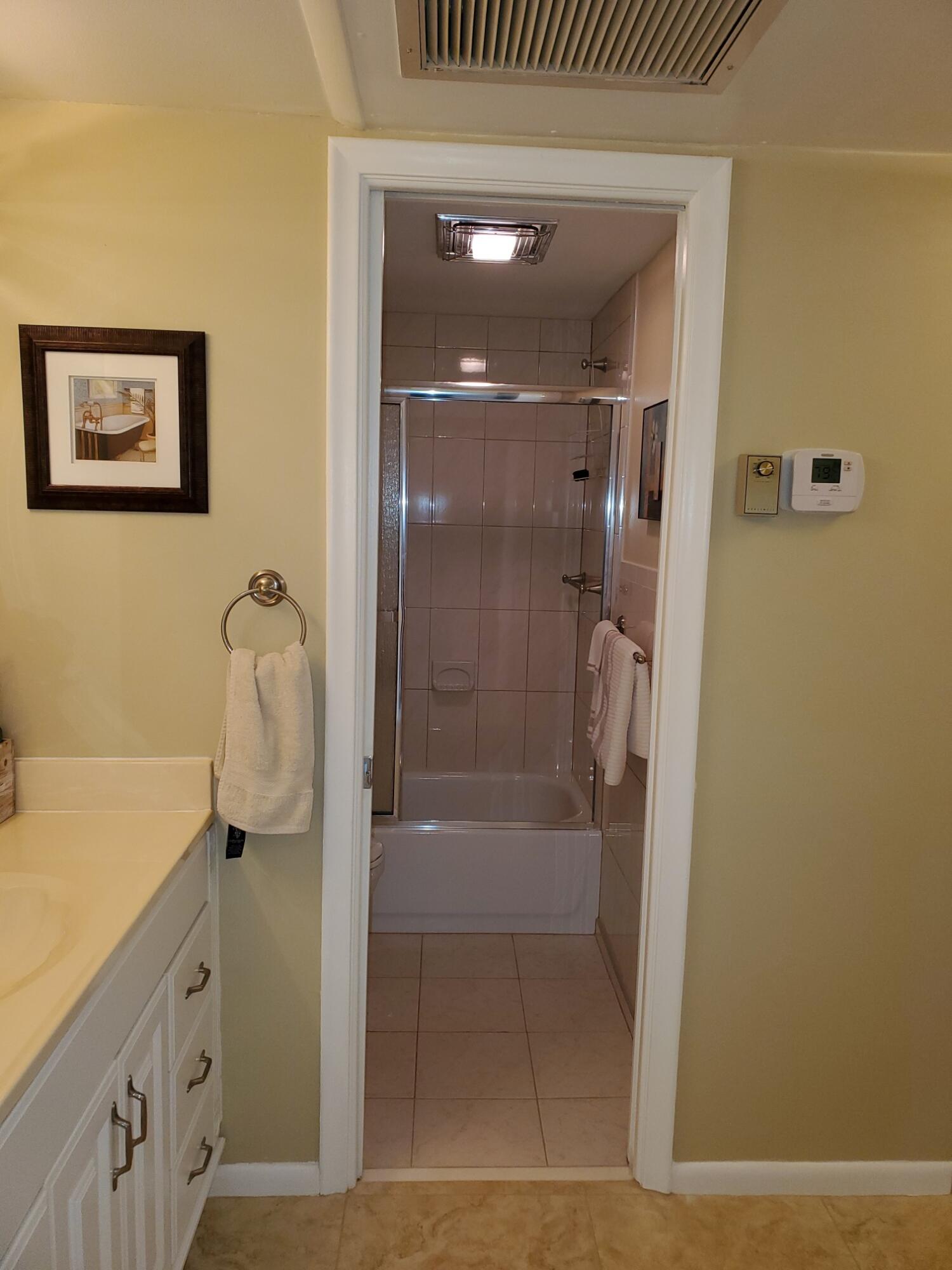 B26062523 Property Photo 6