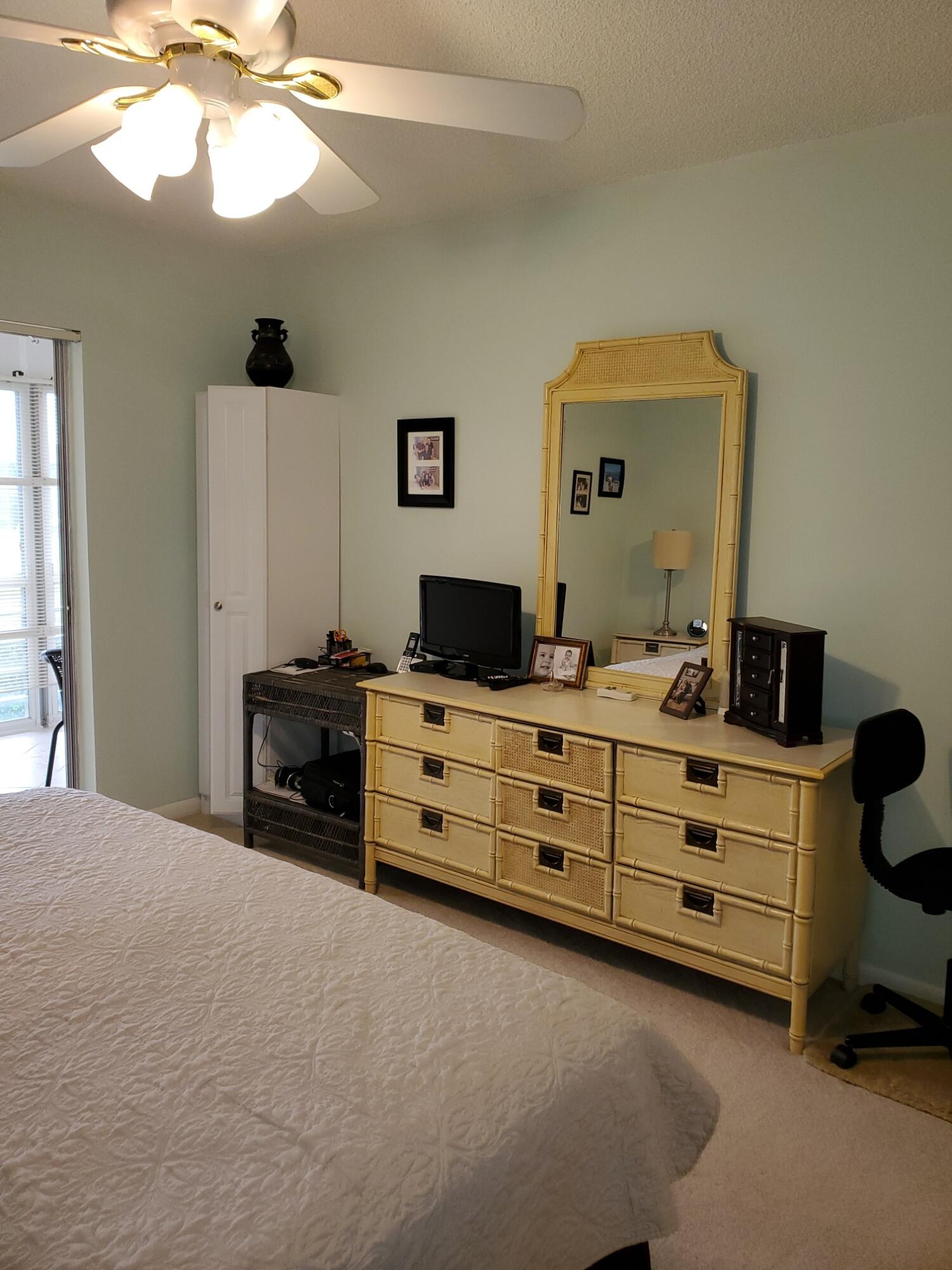 B26062523 Property Photo 11