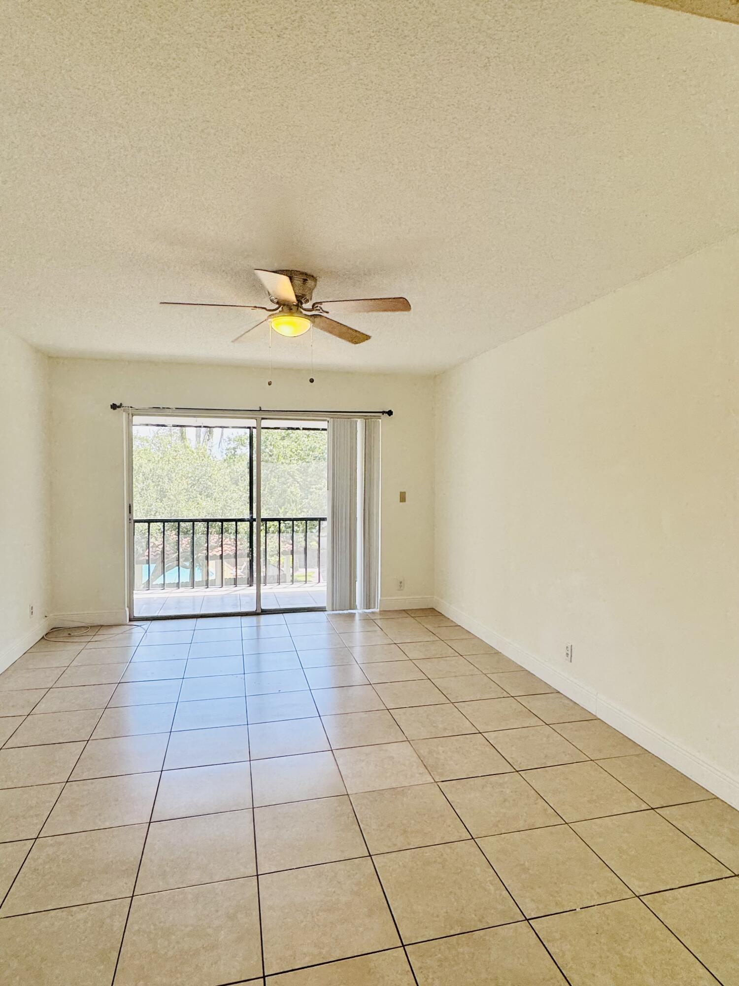 480 Nw 20th Street 3020 Property Photo 3